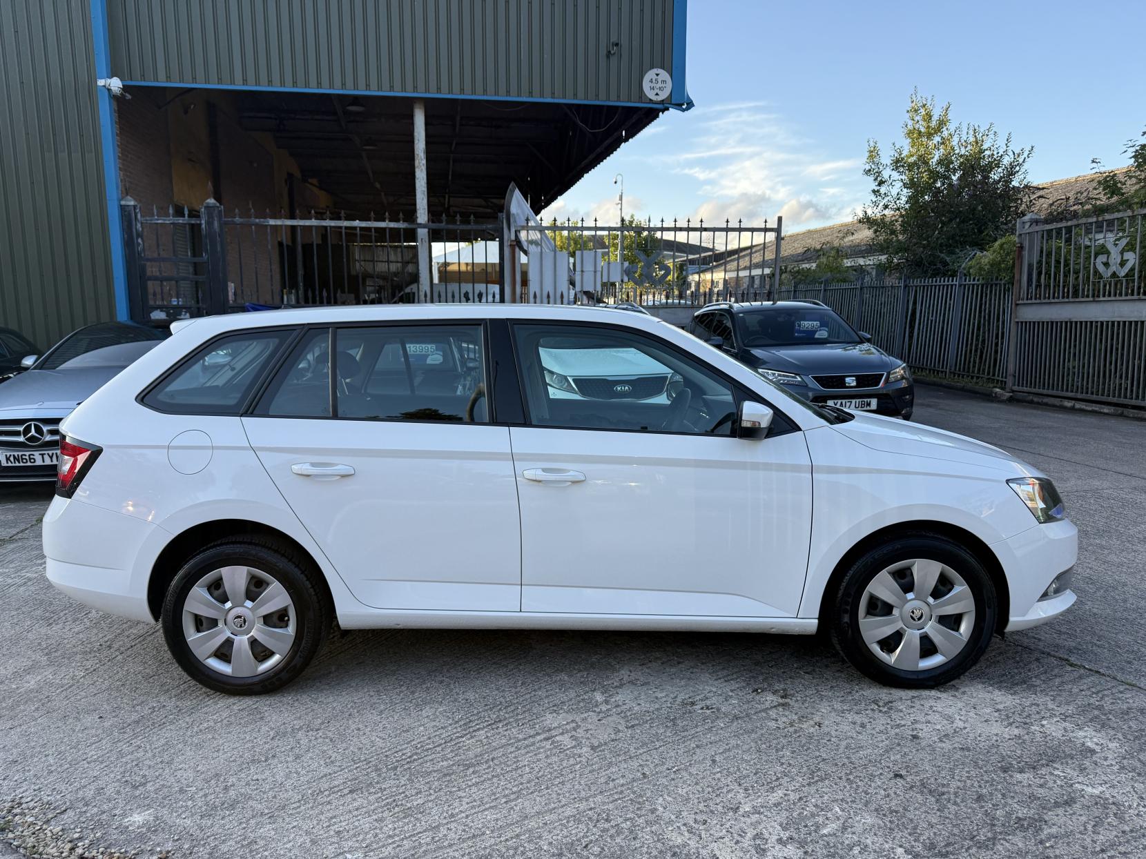 Skoda Fabia 1.0 S Estate 5dr Petrol Manual Euro 6 (s/s) (75 ps)