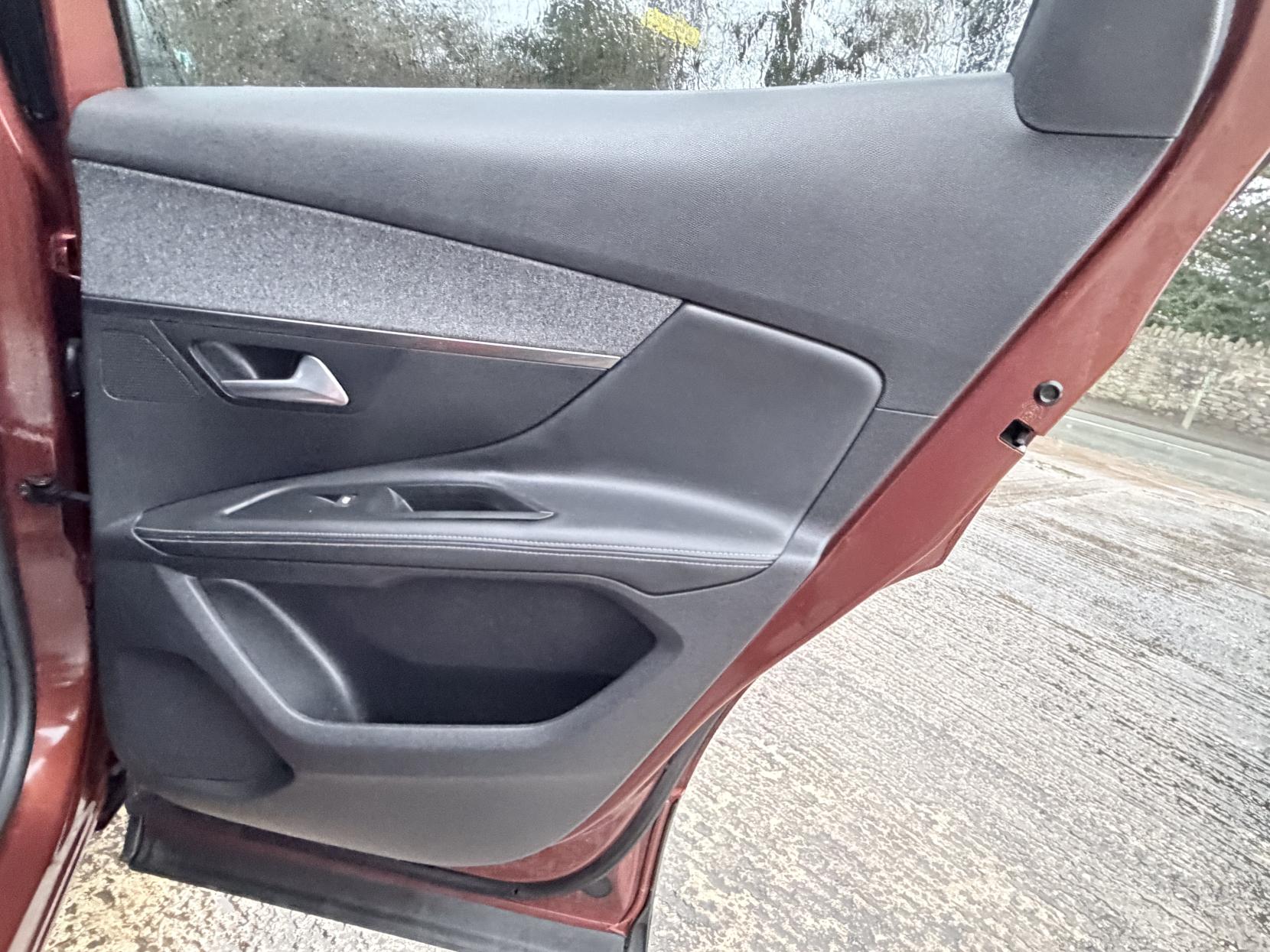 Peugeot 3008 1.6 BlueHDi Allure SUV 5dr Diesel Manual Euro 6 (s/s) (120 ps)