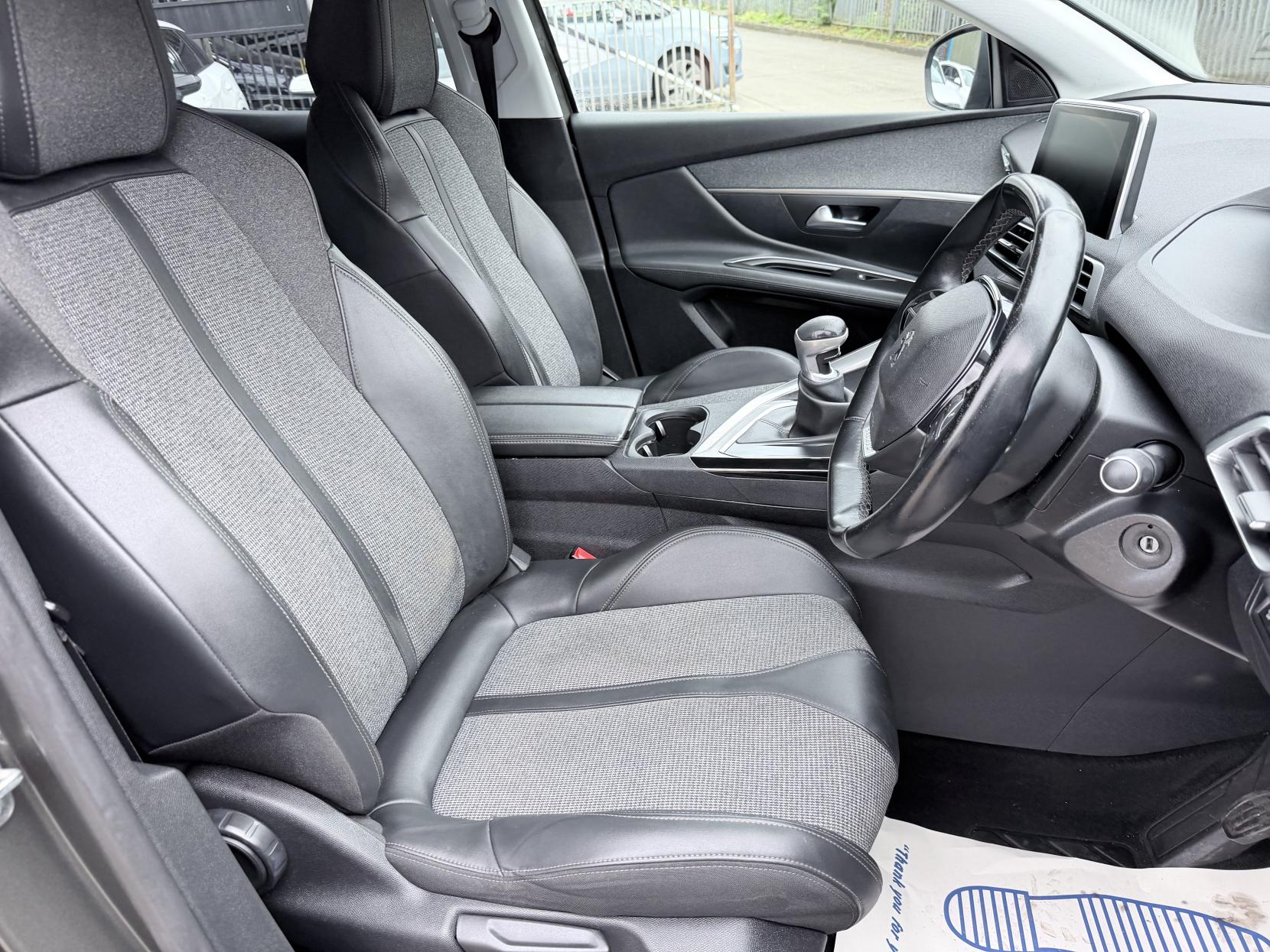 Peugeot 3008 1.5 BlueHDi Allure SUV 5dr Diesel Manual Euro 6 (s/s) (130 ps)