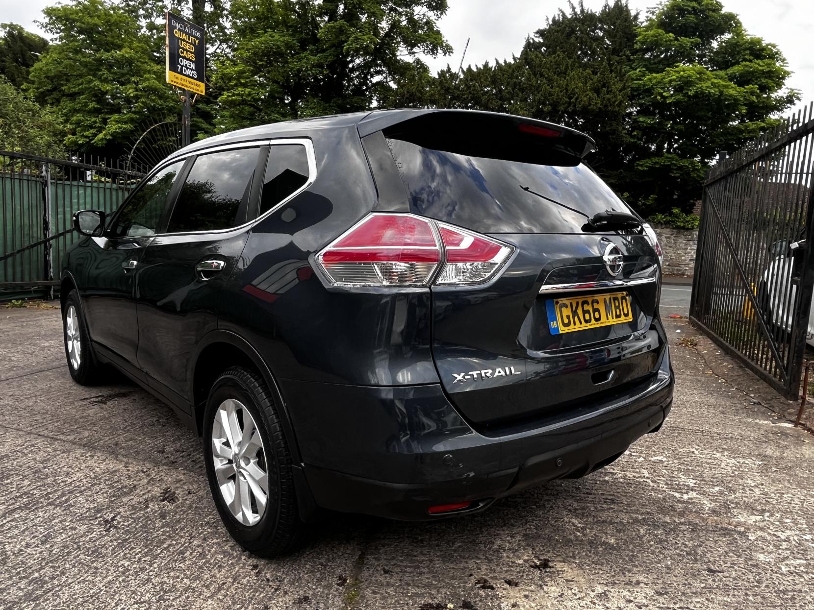 Nissan X-Trail 1.6 DIG-T Acenta SUV 5dr Petrol Manual Euro 6 (s/s) (163 ps)