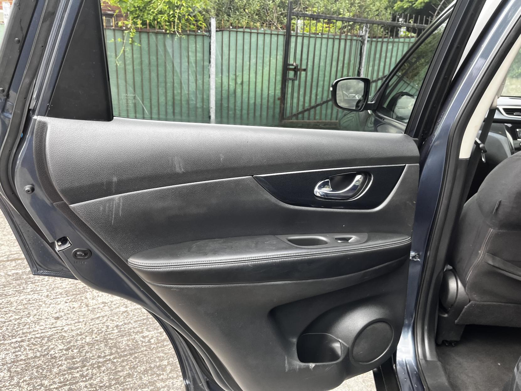 Nissan X-Trail 1.6 DIG-T Acenta SUV 5dr Petrol Manual Euro 6 (s/s) (163 ps)