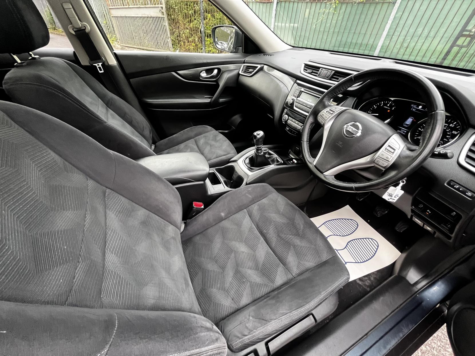 Nissan X-Trail 1.6 DIG-T Acenta SUV 5dr Petrol Manual Euro 6 (s/s) (163 ps)