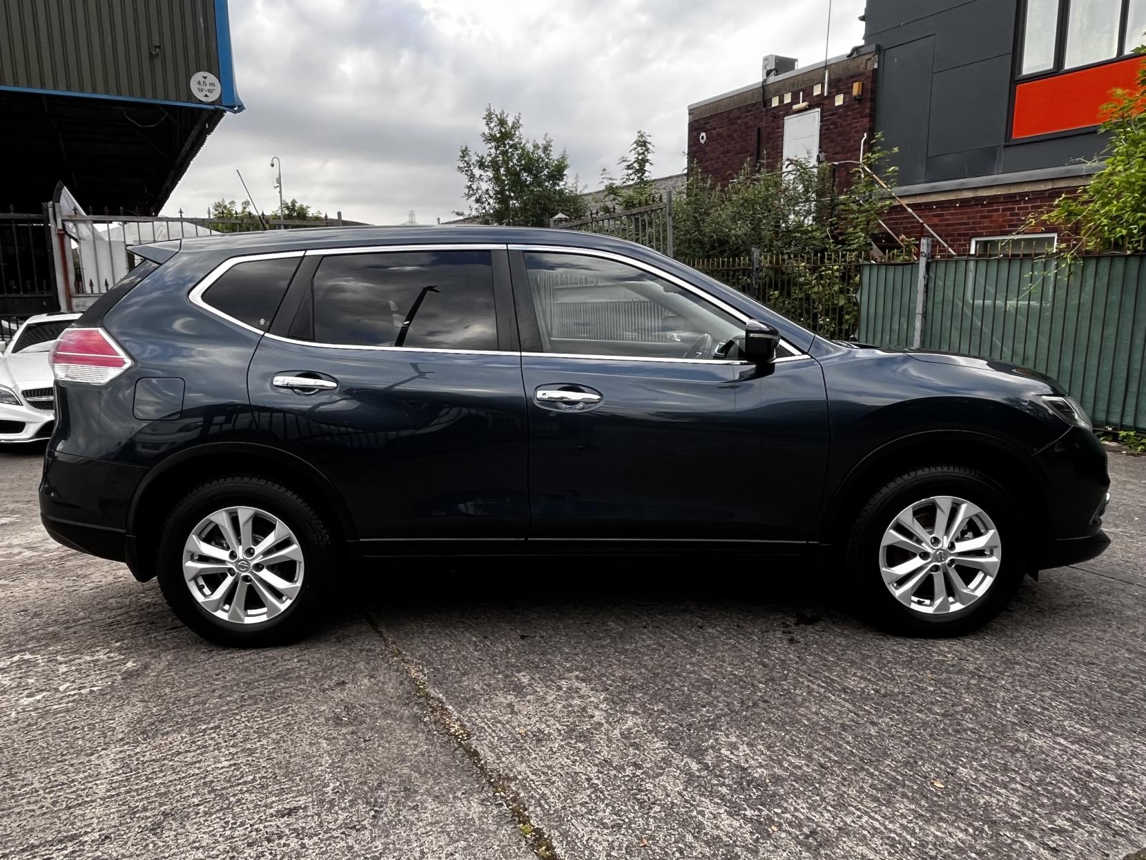 Nissan X-Trail 1.6 DIG-T Acenta SUV 5dr Petrol Manual Euro 6 (s/s) (163 ps)