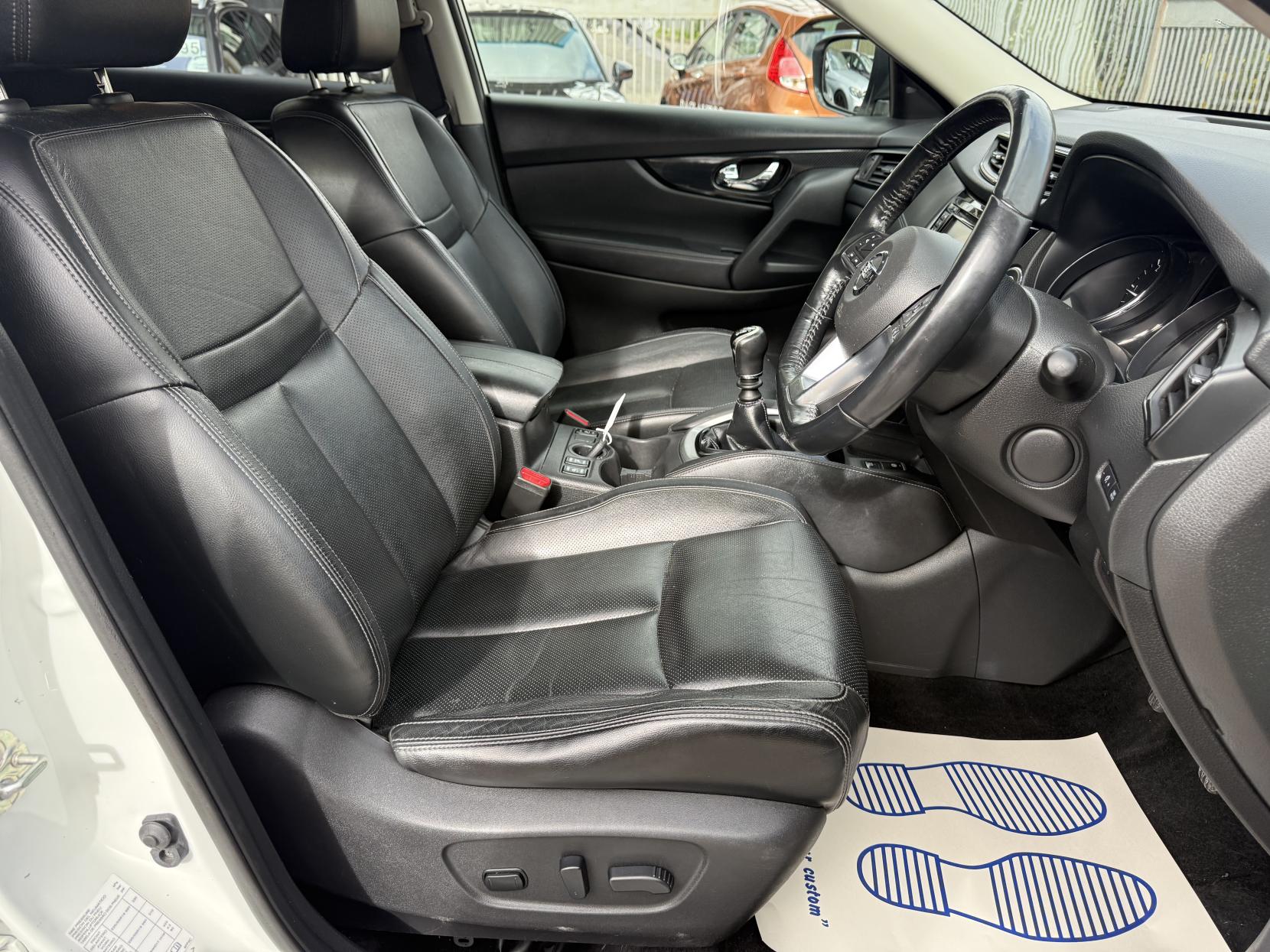 Nissan X-Trail 1.6 dCi Tekna SUV 5dr Diesel Manual Euro 6 (s/s) (130 ps)