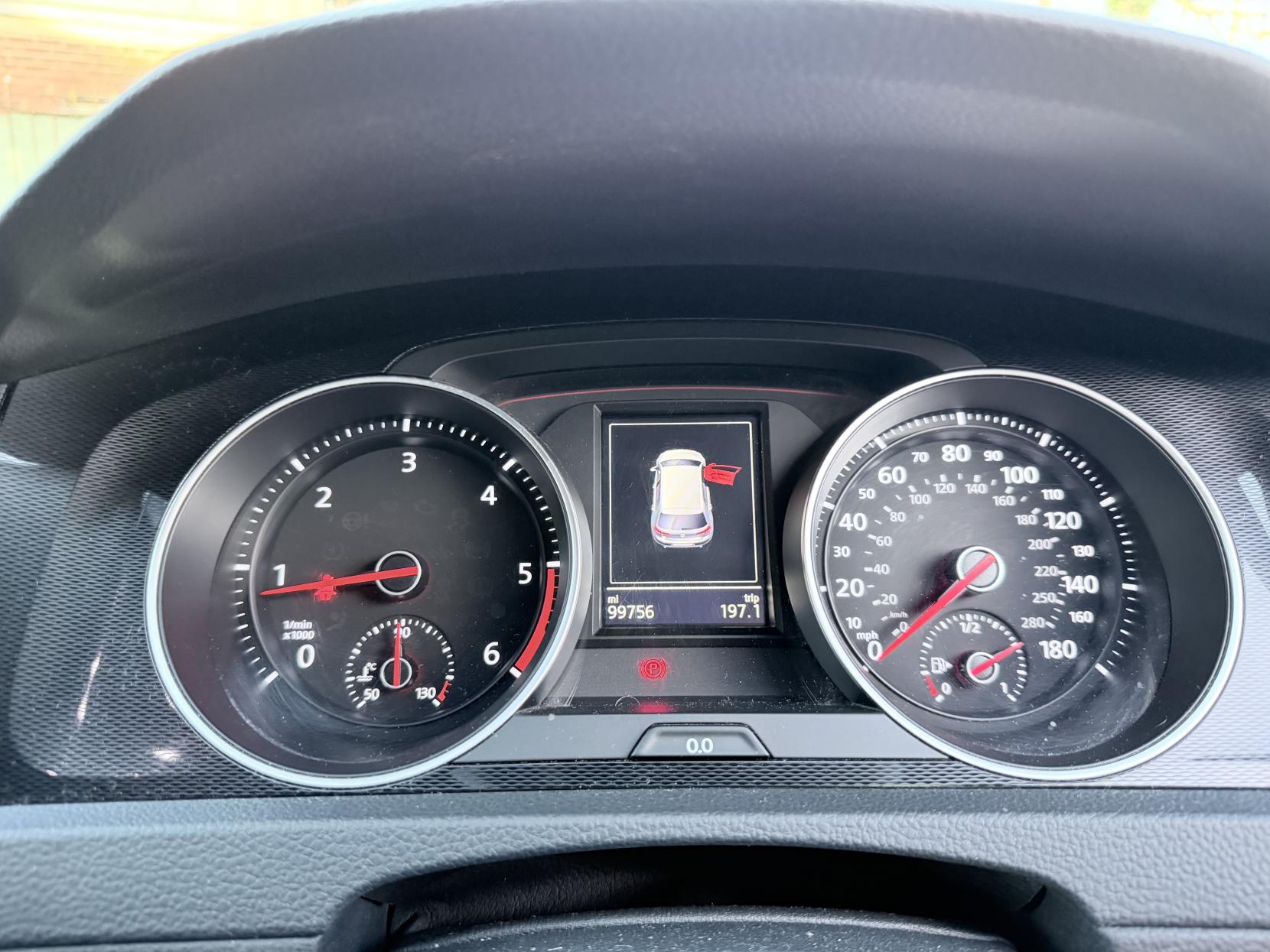 Volkswagen Golf 2.0 TDI BlueMotion Tech GTD Hatchback 5dr Diesel Manual Euro 6 (s/s) (184 ps)