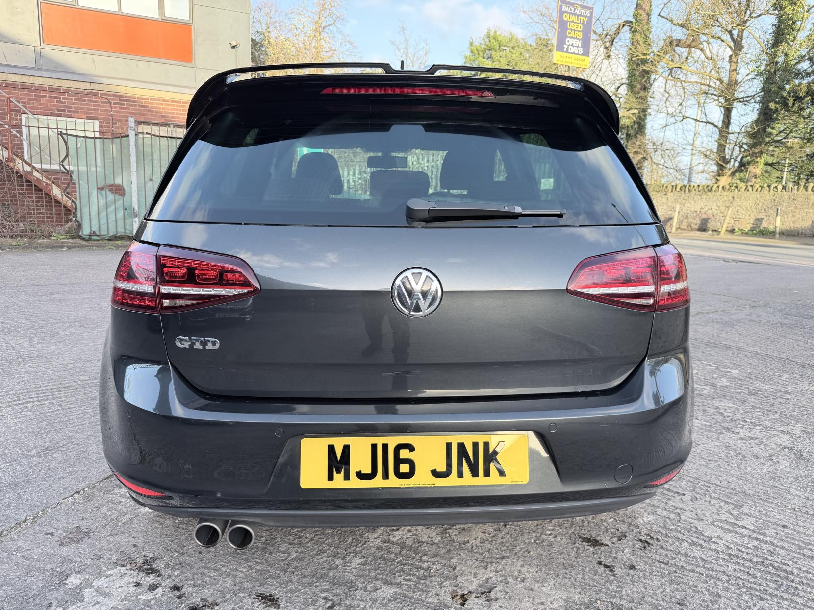 Volkswagen Golf 2.0 TDI BlueMotion Tech GTD Hatchback 5dr Diesel Manual Euro 6 (s/s) (184 ps)