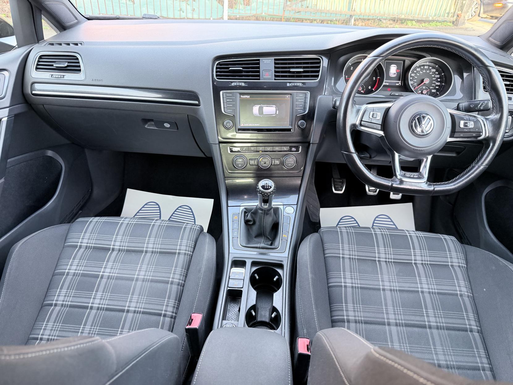 Volkswagen Golf 2.0 TDI BlueMotion Tech GTD Hatchback 5dr Diesel Manual Euro 6 (s/s) (184 ps)