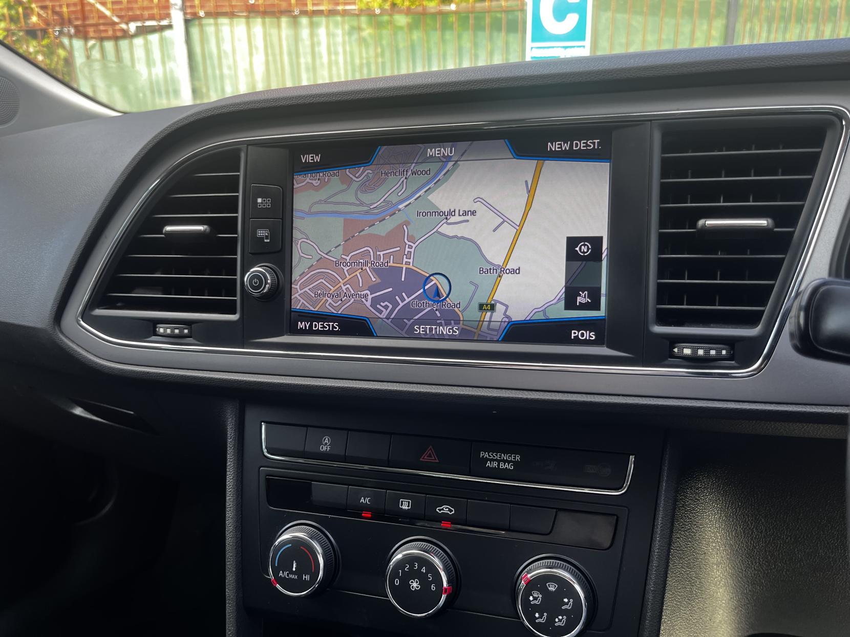 SEAT Leon 1.2 TSI SE Dynamic Technology Hatchback 5dr Petrol Manual Euro 6 (s/s) (110 ps)