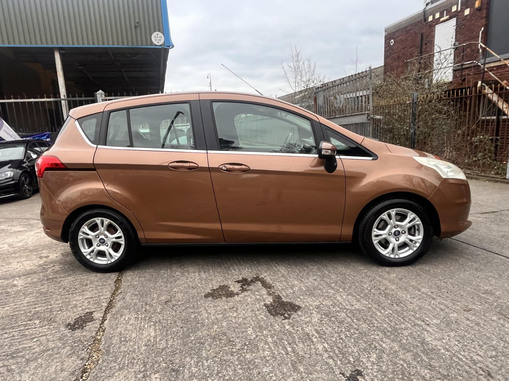 Ford B-Max 1.4 Zetec MPV 5dr Petrol Manual Euro 5 (90 ps)