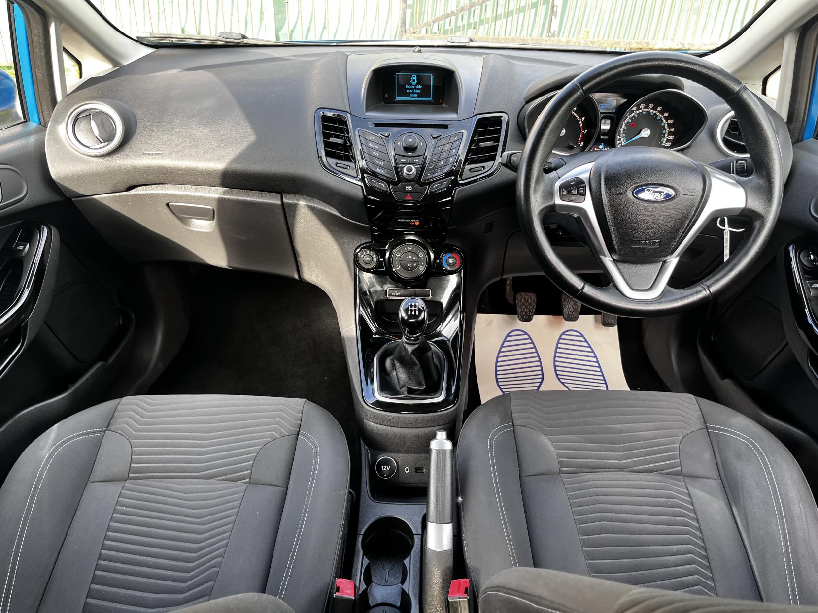 Ford Fiesta 1.0T EcoBoost Zetec Hatchback 5dr Petrol Manual Euro 5 (s/s) (100 ps)