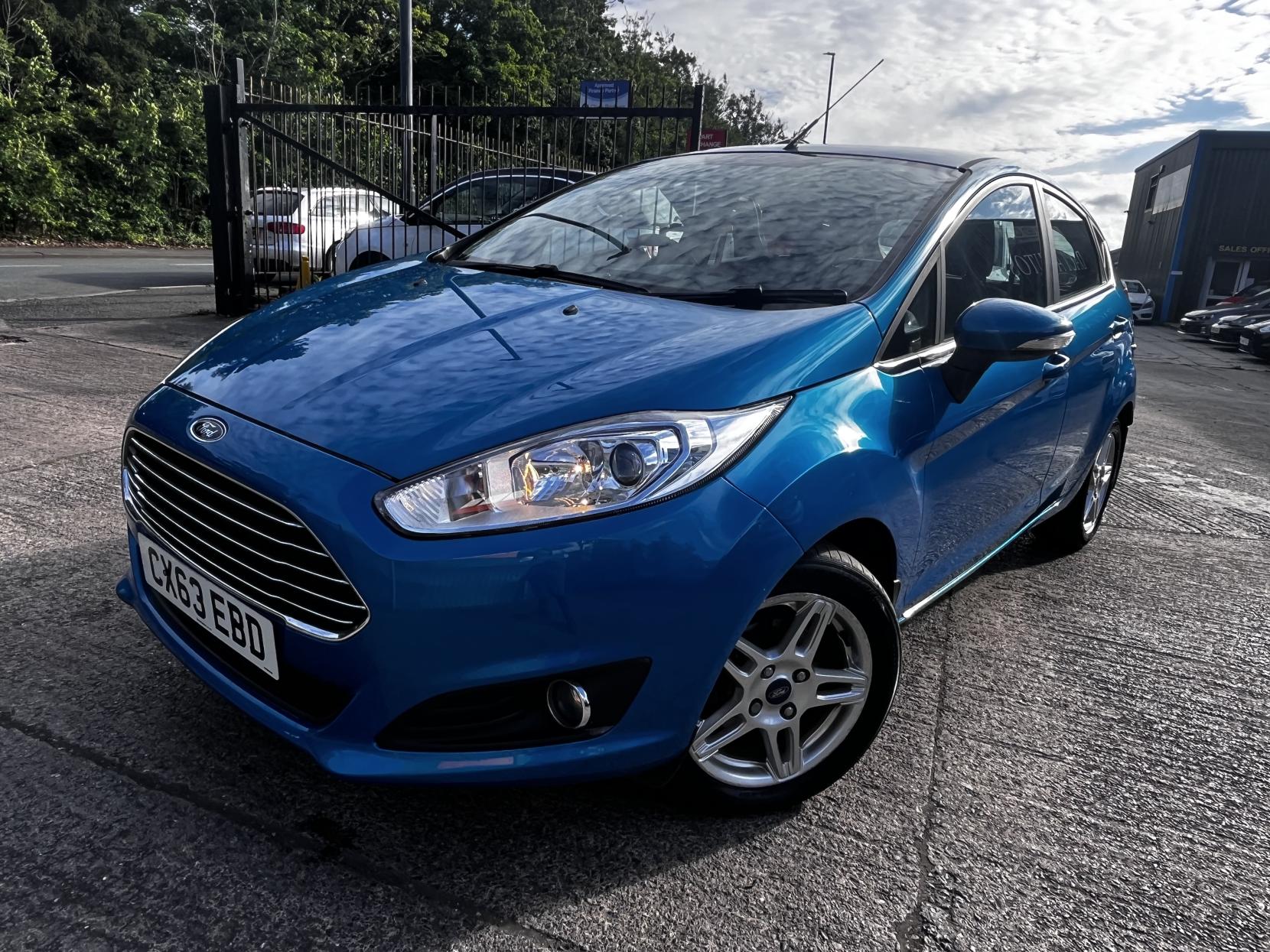 Ford Fiesta 1.0T EcoBoost Zetec Hatchback 5dr Petrol Manual Euro 5 (s/s) (100 ps)