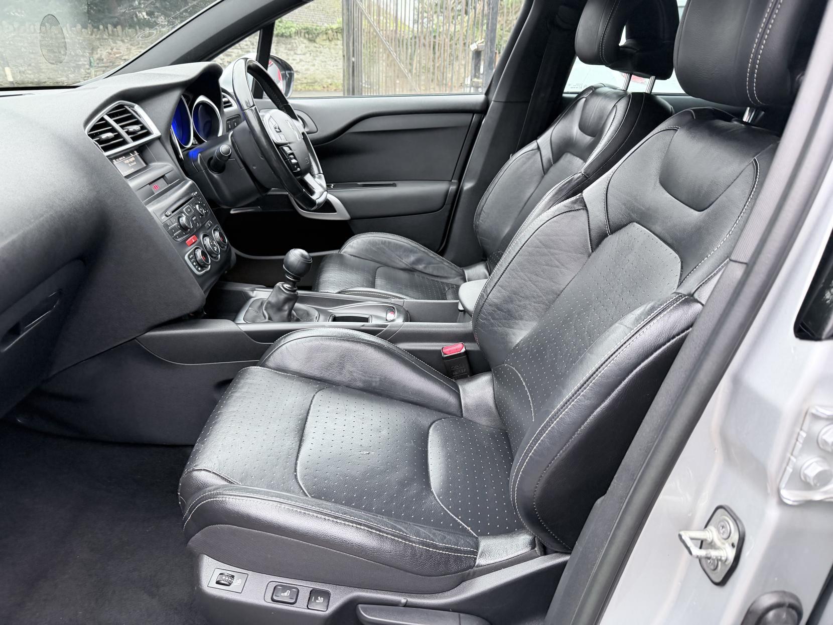 Citroen DS4 2.0 HDi DSport Hatchback 5dr Diesel Manual Euro 5 (160 ps)