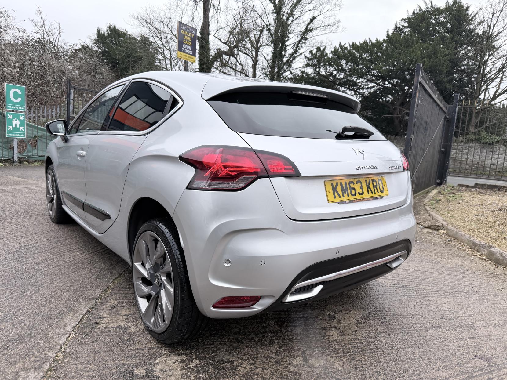 Citroen DS4 2.0 HDi DSport Hatchback 5dr Diesel Manual Euro 5 (160 ps)