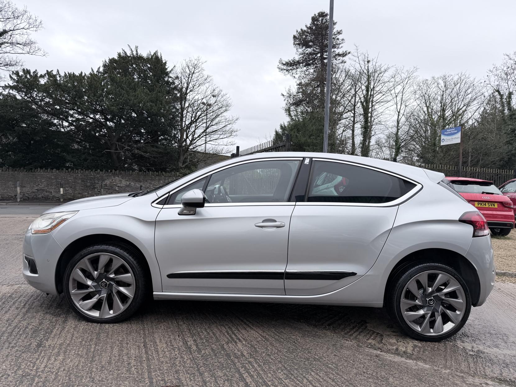Citroen DS4 2.0 HDi DSport Hatchback 5dr Diesel Manual Euro 5 (160 ps)