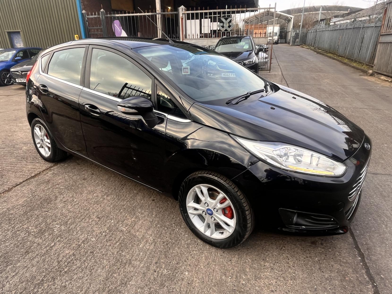 Ford Fiesta 1.0T EcoBoost Zetec Hatchback 5dr Petrol Manual Euro 6 (s/s) (100 ps)