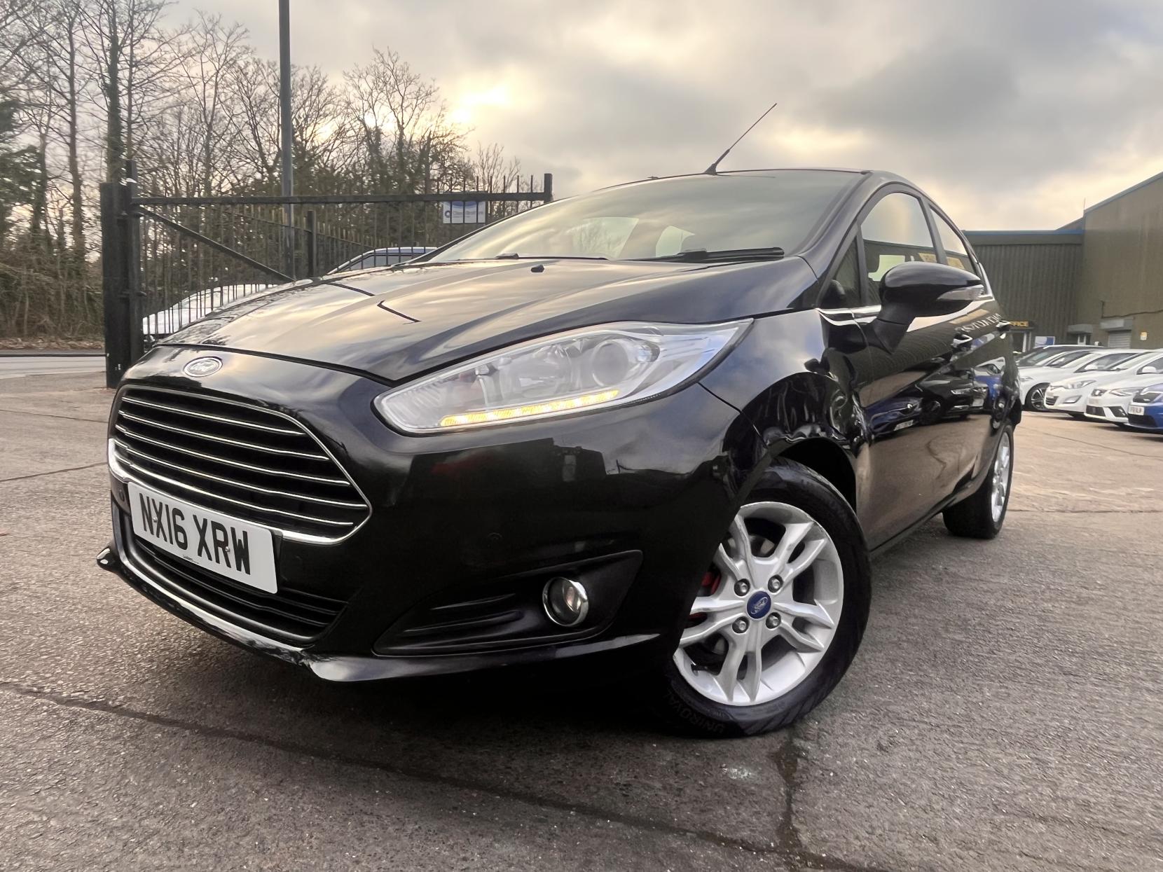 Ford Fiesta 1.0T EcoBoost Zetec Hatchback 5dr Petrol Manual Euro 6 (s/s) (100 ps)