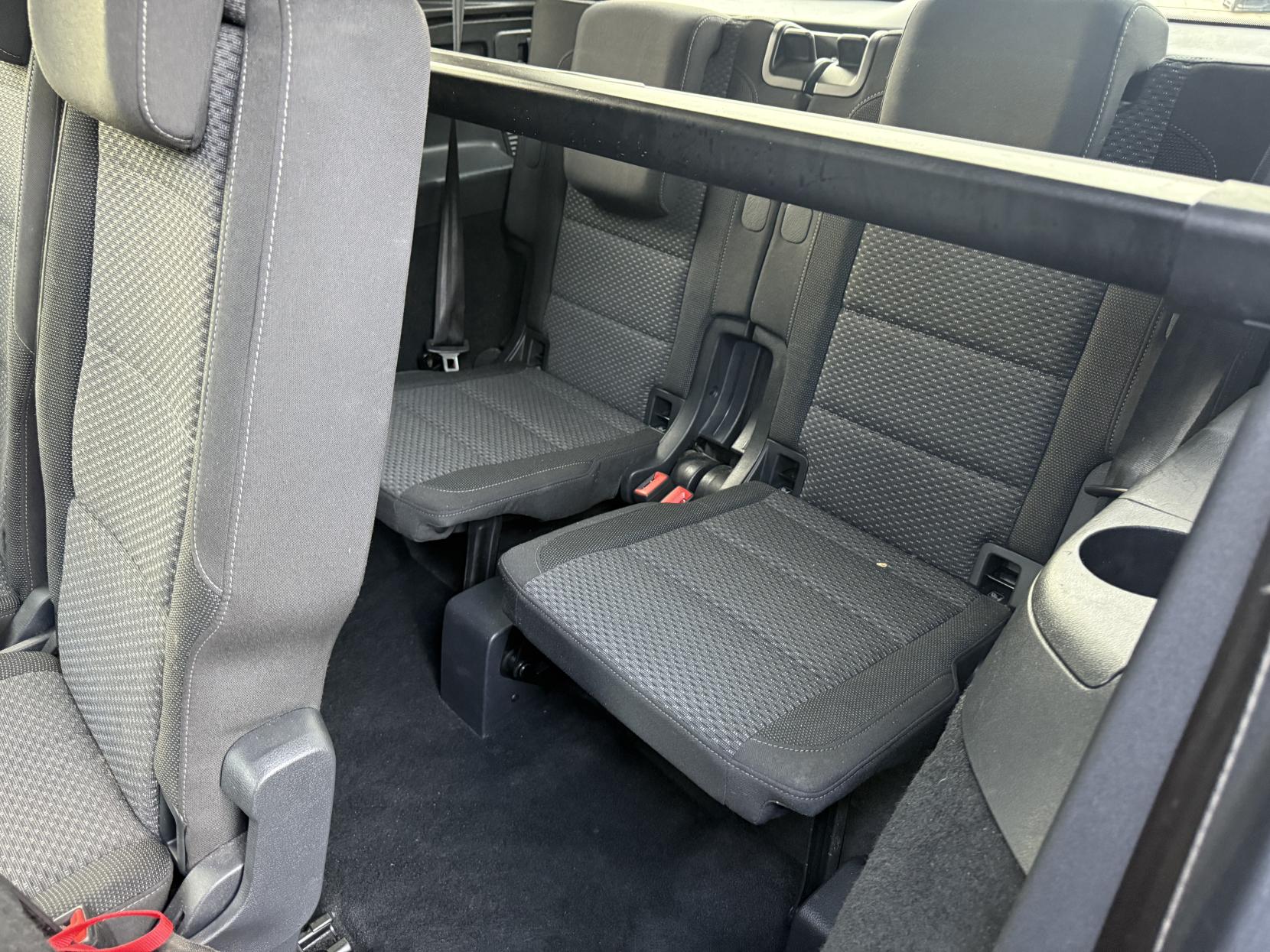 Volkswagen Touran 2.0 TDI SE MPV 5dr Diesel DSG Euro 6 (s/s) (150 ps)