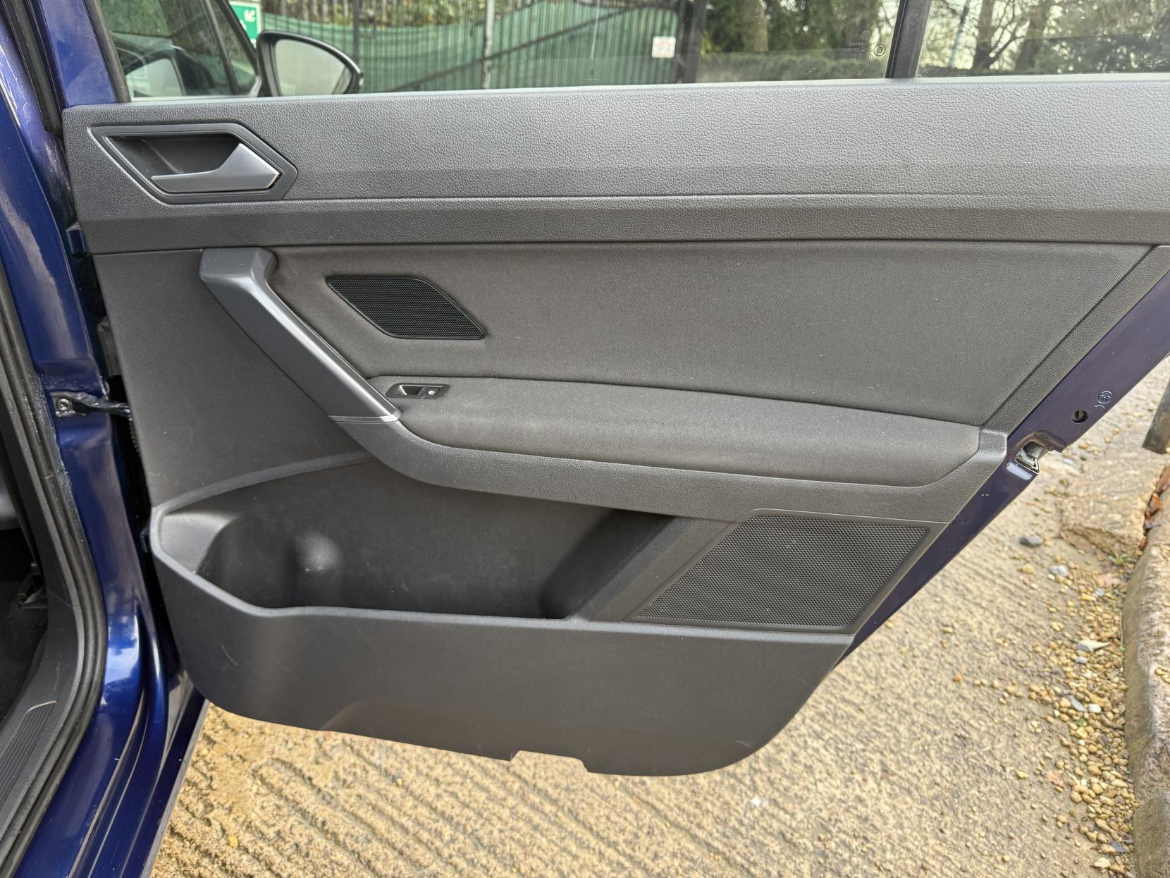 Volkswagen Touran 2.0 TDI SE MPV 5dr Diesel DSG Euro 6 (s/s) (150 ps)