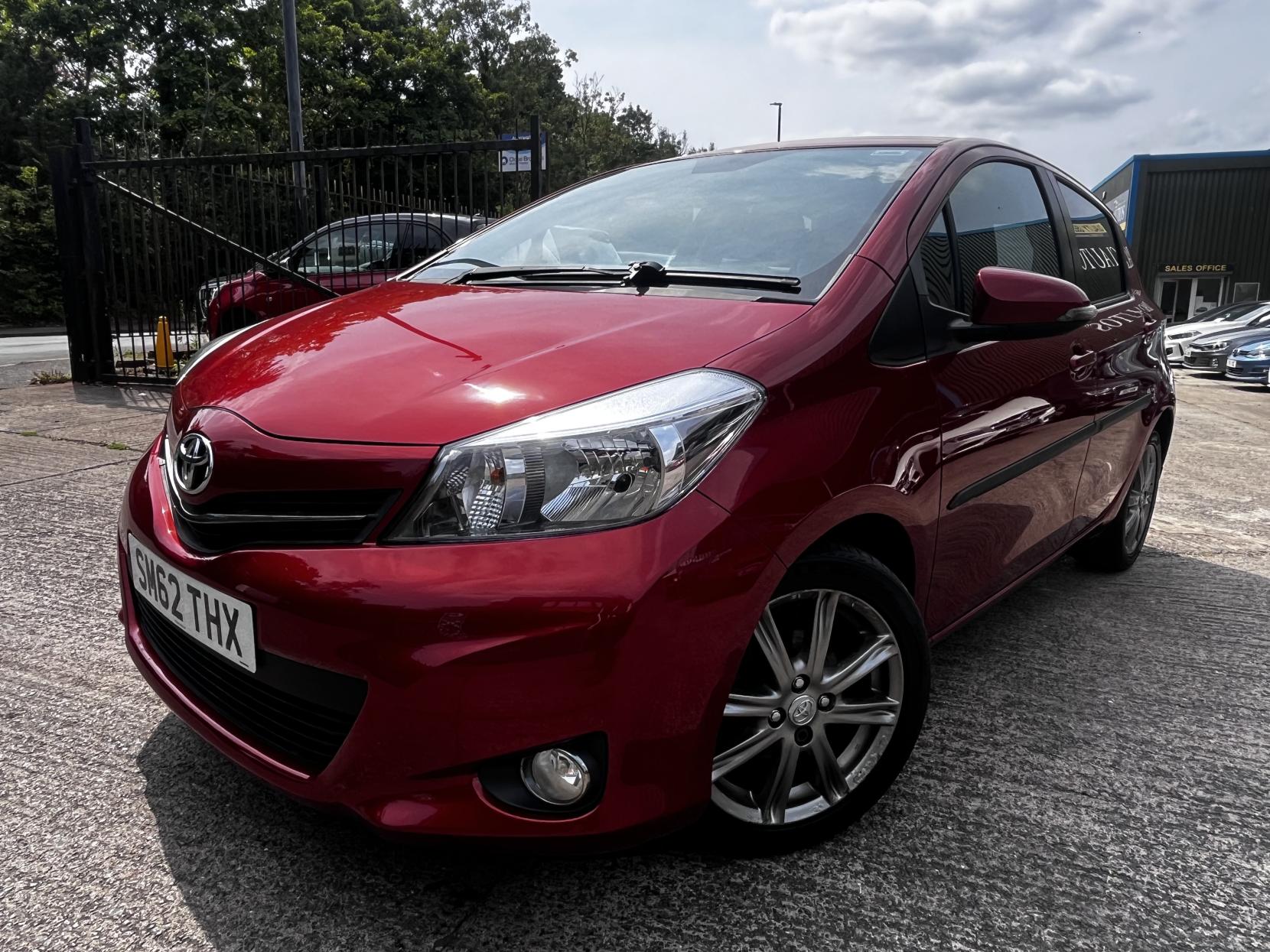 Toyota Yaris 1.33 Dual VVT-i SR Hatchback 5dr Petrol Manual Euro 5 (101 ps)