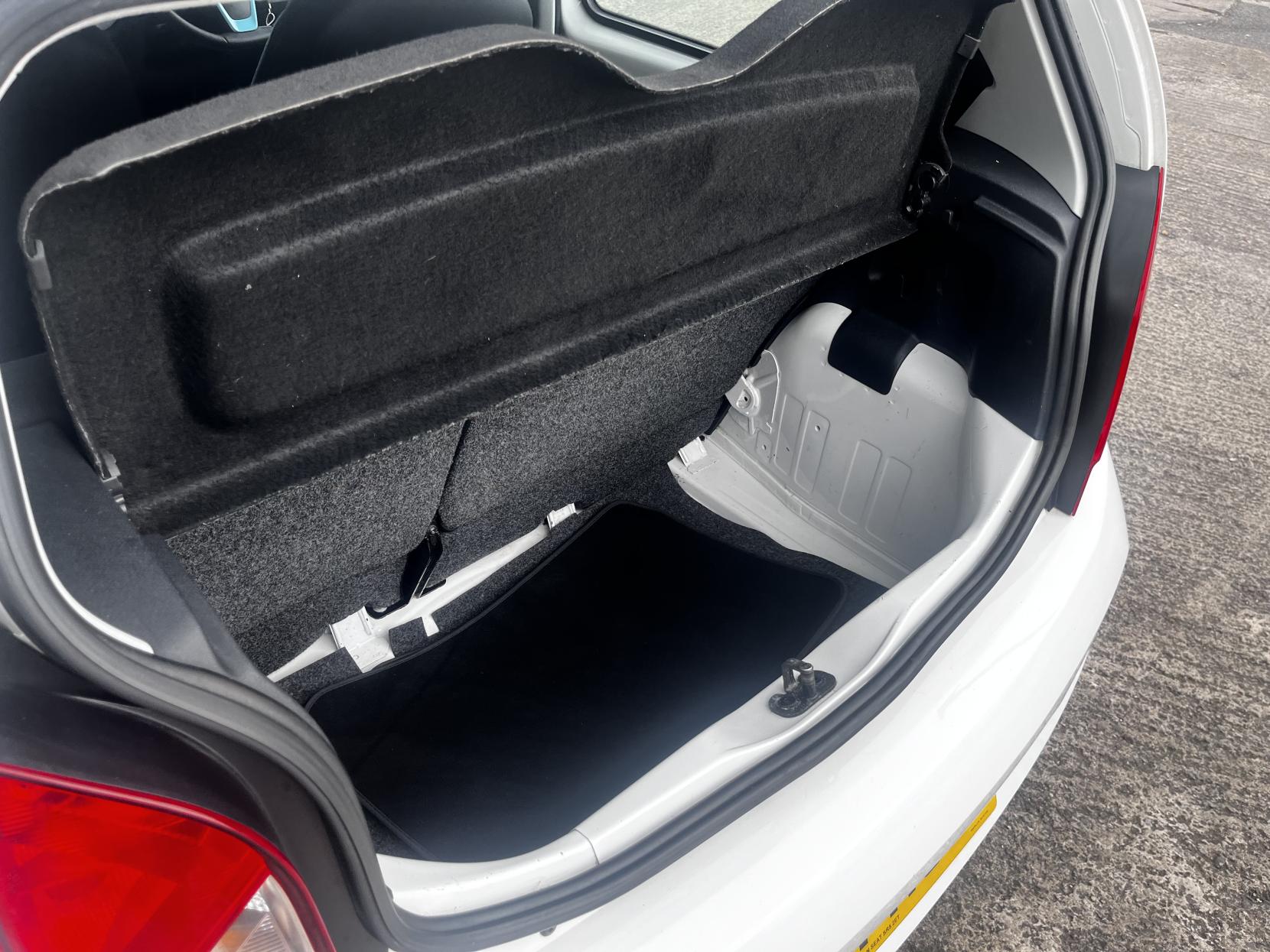 SEAT Mii 1.0 12v Toca Hatchback 5dr Petrol Manual Euro 5 (60 ps)