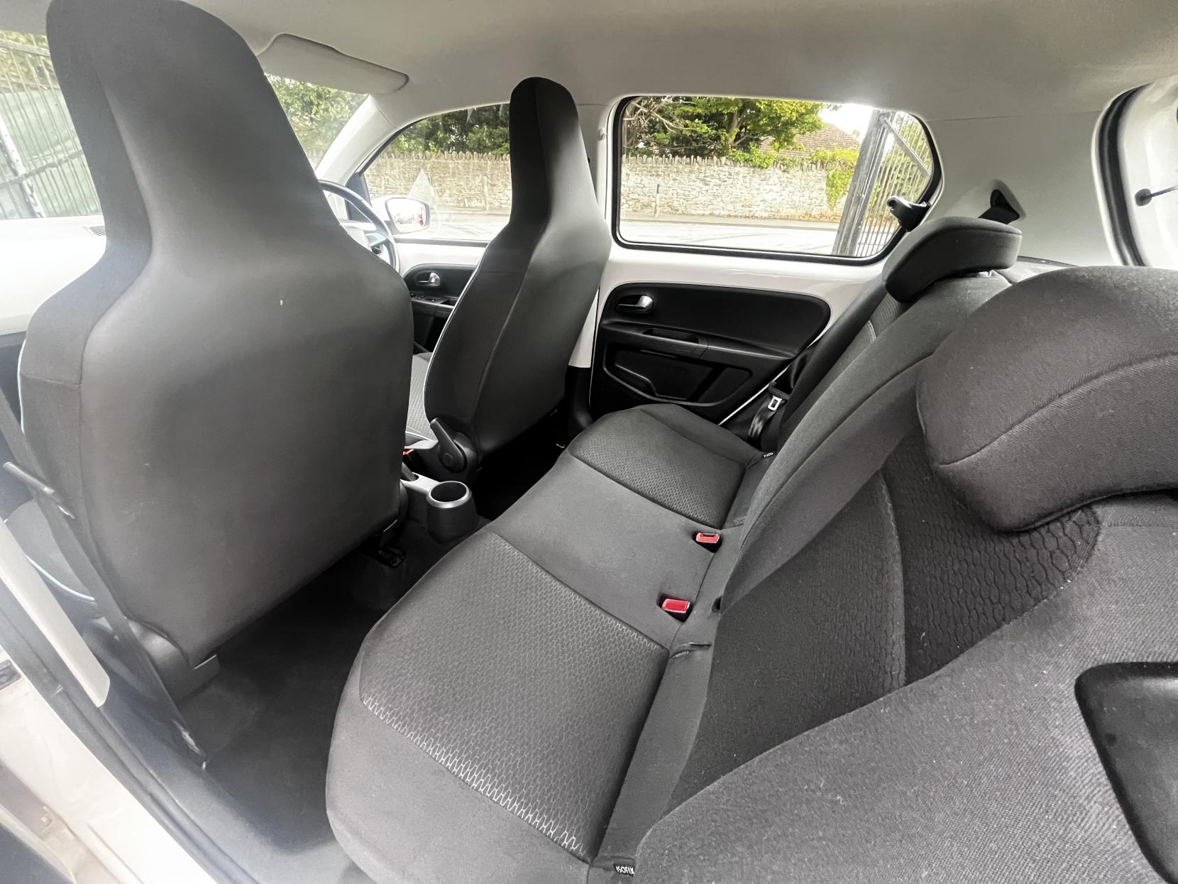 SEAT Mii 1.0 12v Toca Hatchback 5dr Petrol Manual Euro 5 (60 ps)