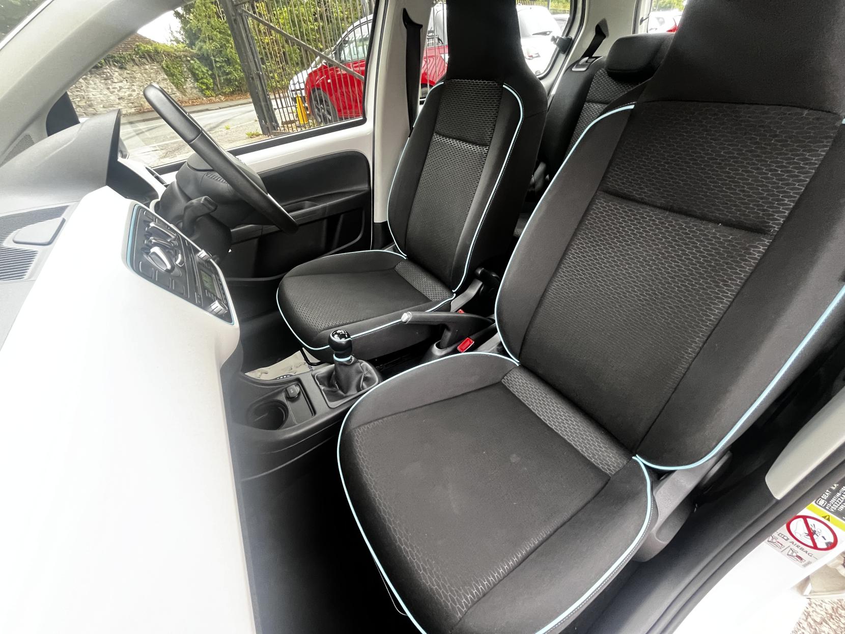 SEAT Mii 1.0 12v Toca Hatchback 5dr Petrol Manual Euro 5 (60 ps)
