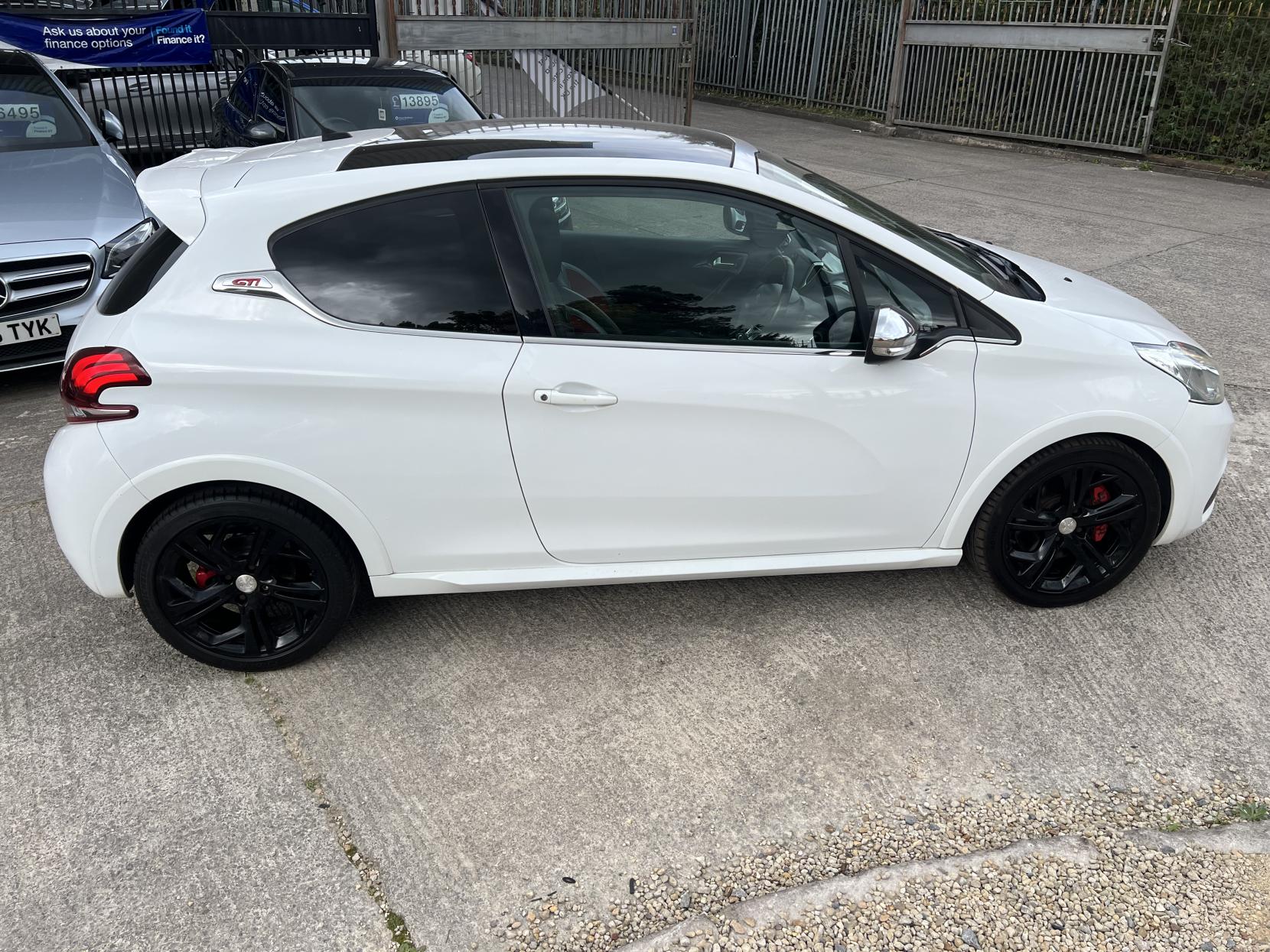 Peugeot 208 1.6 THP GTi Prestige Hatchback 3dr Petrol Manual Euro 6 (s/s) (208 ps)