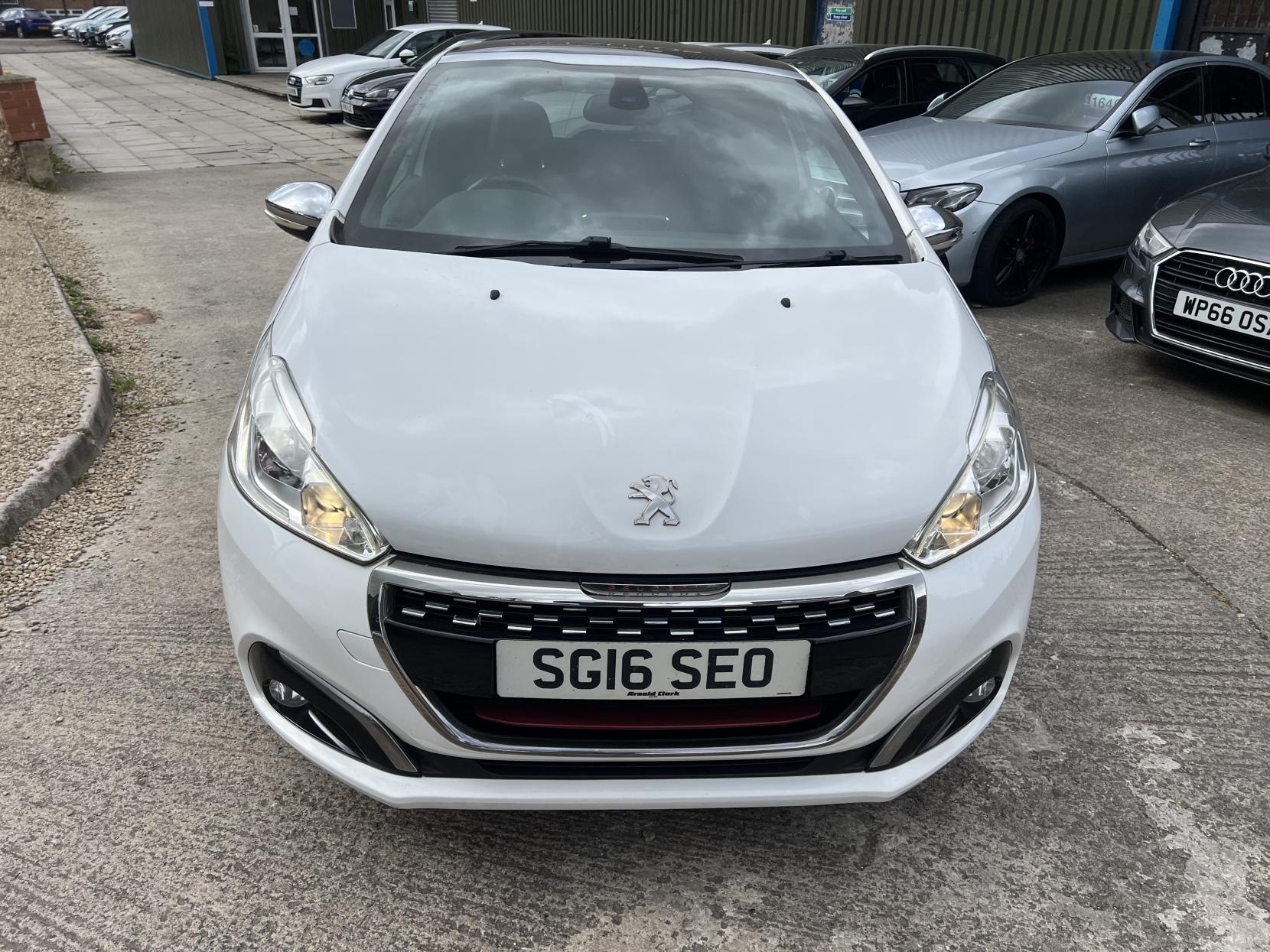 Peugeot 208 1.6 THP GTi Prestige Hatchback 3dr Petrol Manual Euro 6 (s/s) (208 ps)