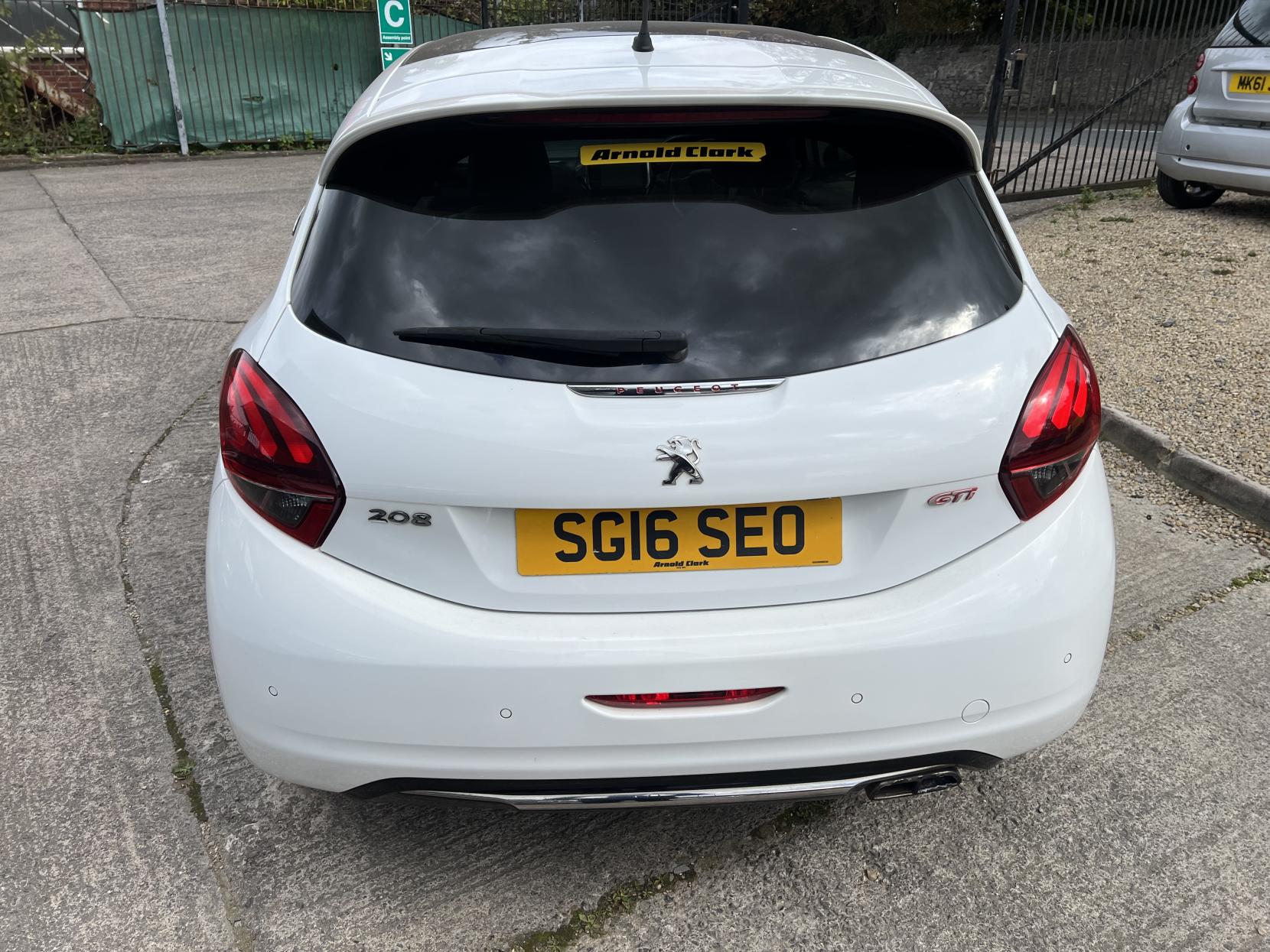 Peugeot 208 1.6 THP GTi Prestige Hatchback 3dr Petrol Manual Euro 6 (s/s) (208 ps)