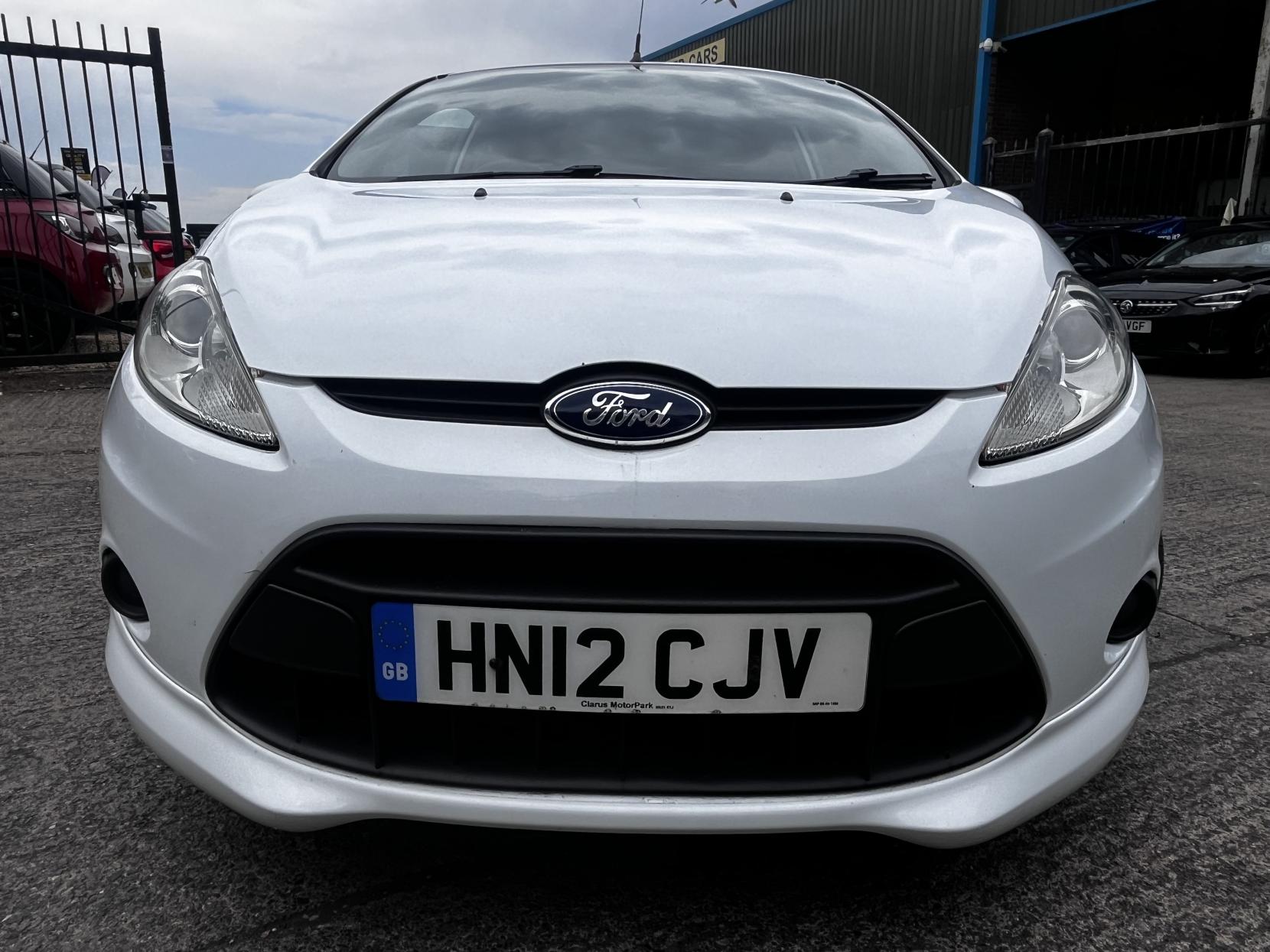 Ford Fiesta 1.6 Zetec S Hatchback 3dr Petrol Manual (134 g/km, 118 bhp)