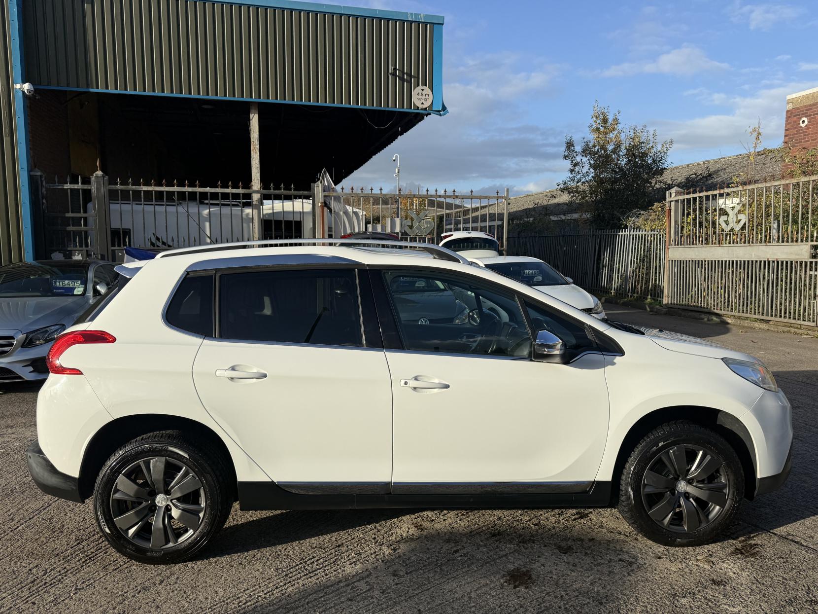 Peugeot 2008 1.6 e-HDi Allure SUV 5dr Diesel Manual Euro 5 (s/s) (92 ps)