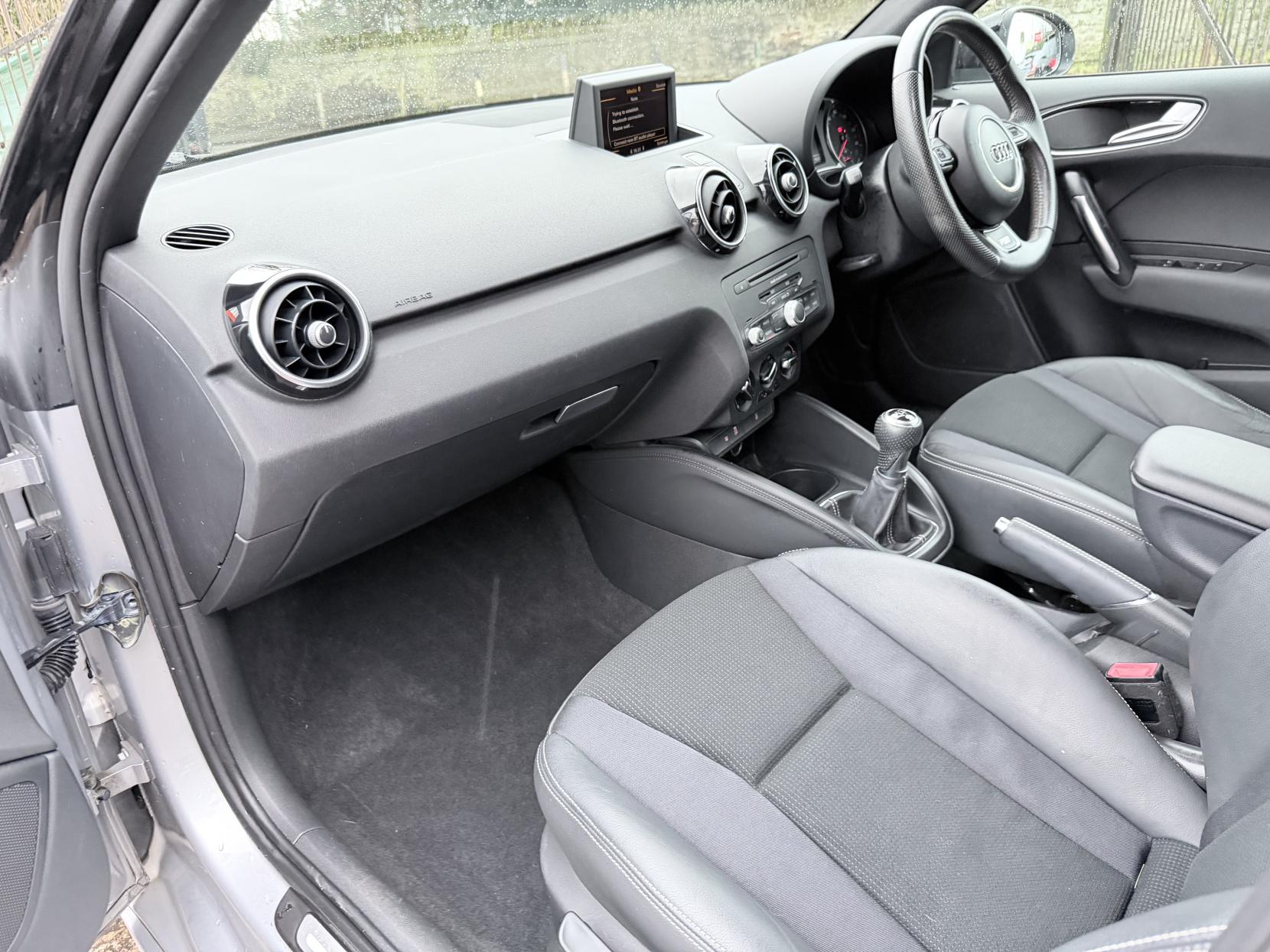 Audi A1 1.2 TFSI S line Style Edition Sportback 5dr Petrol Manual Euro 5 (s/s) (86 ps)