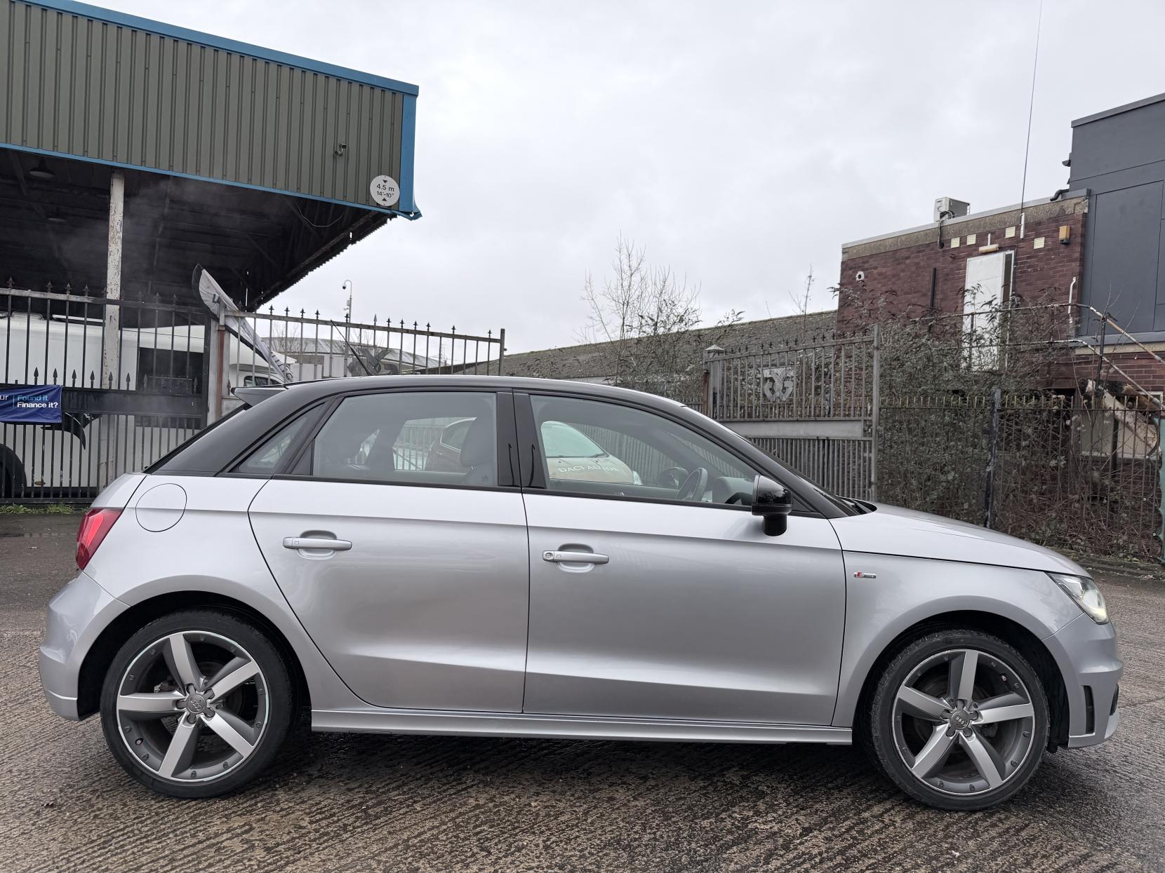 Audi A1 1.2 TFSI S line Style Edition Sportback 5dr Petrol Manual Euro 5 (s/s) (86 ps)
