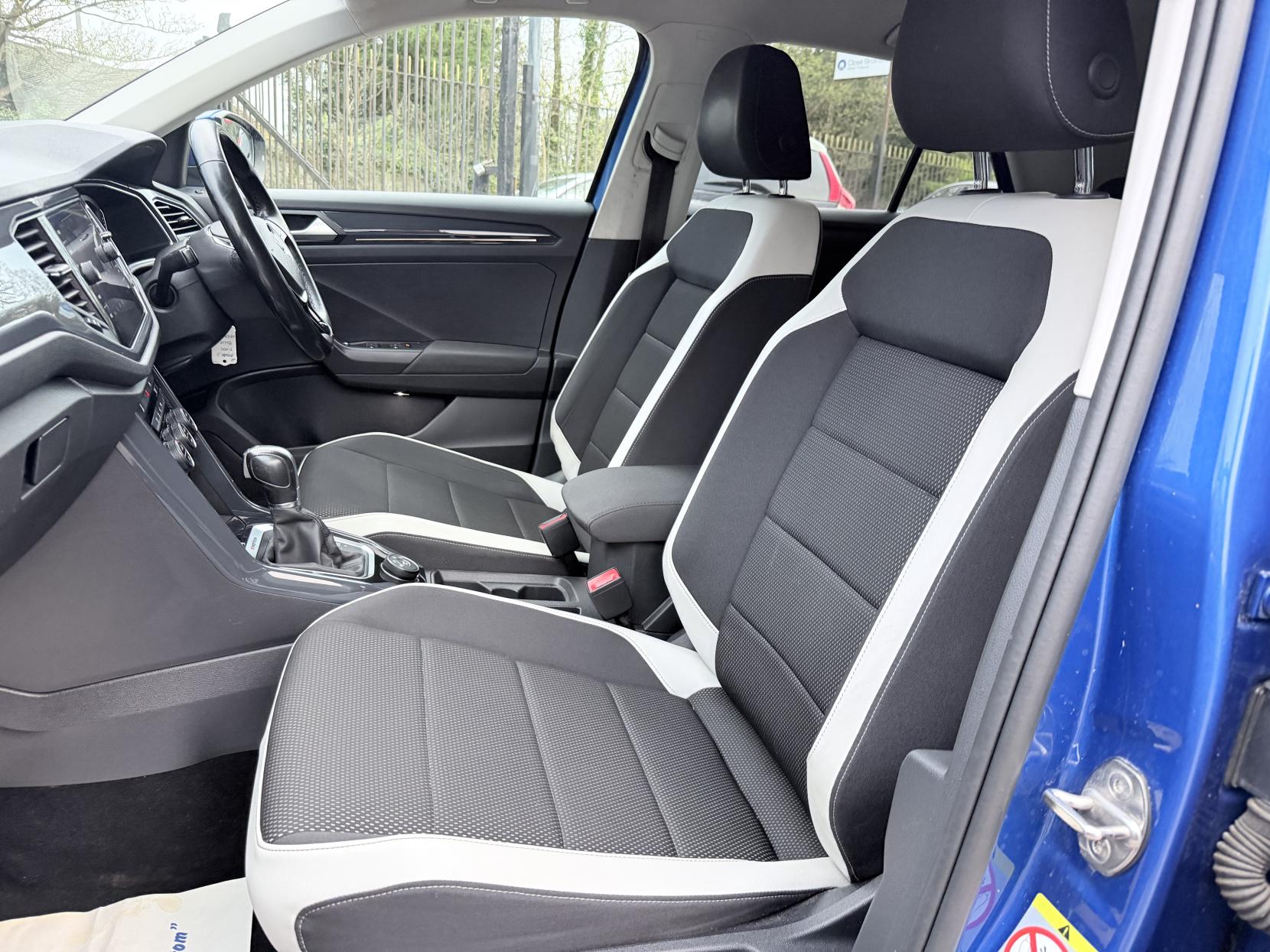 Volkswagen T-Roc 2.0 TSI SEL SUV 5dr Petrol DSG 4Motion Euro 6 (s/s) (190 ps)