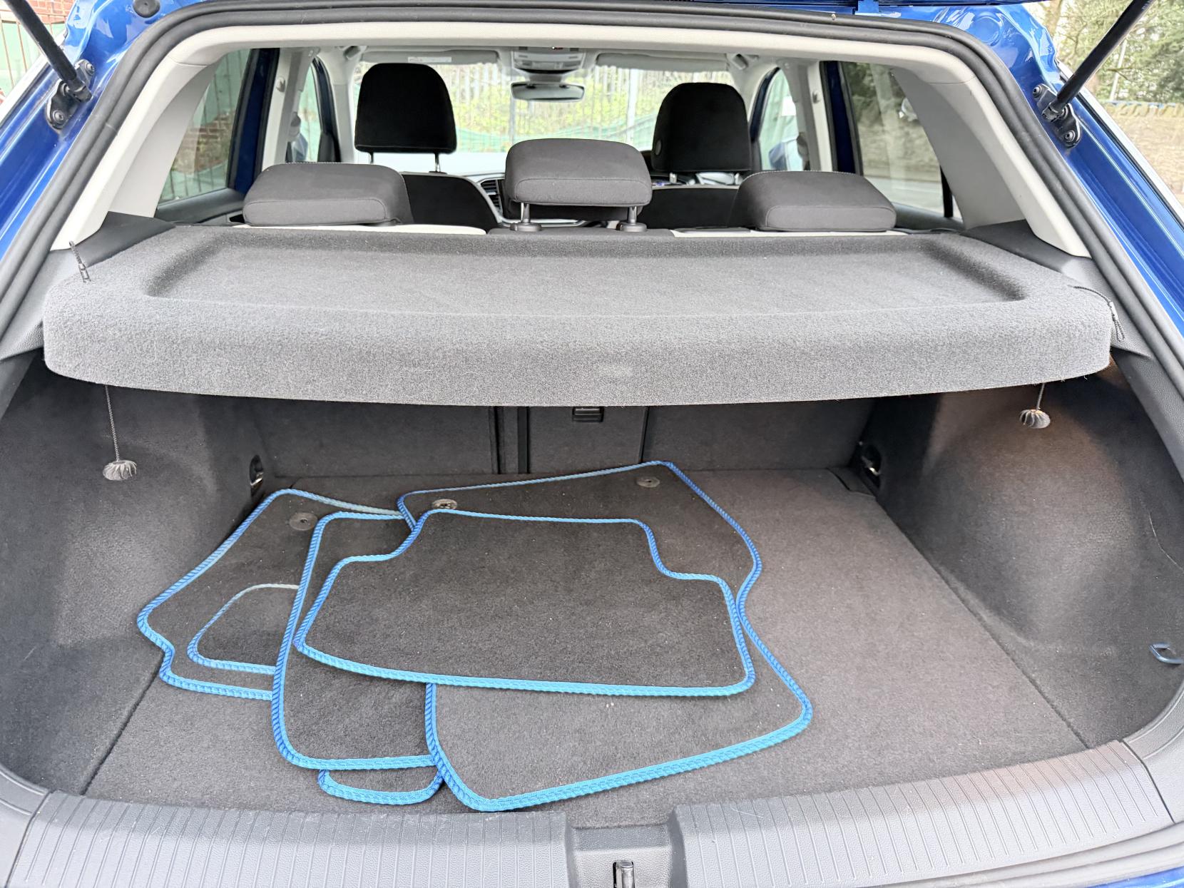 Volkswagen T-Roc 2.0 TSI SEL SUV 5dr Petrol DSG 4Motion Euro 6 (s/s) (190 ps)