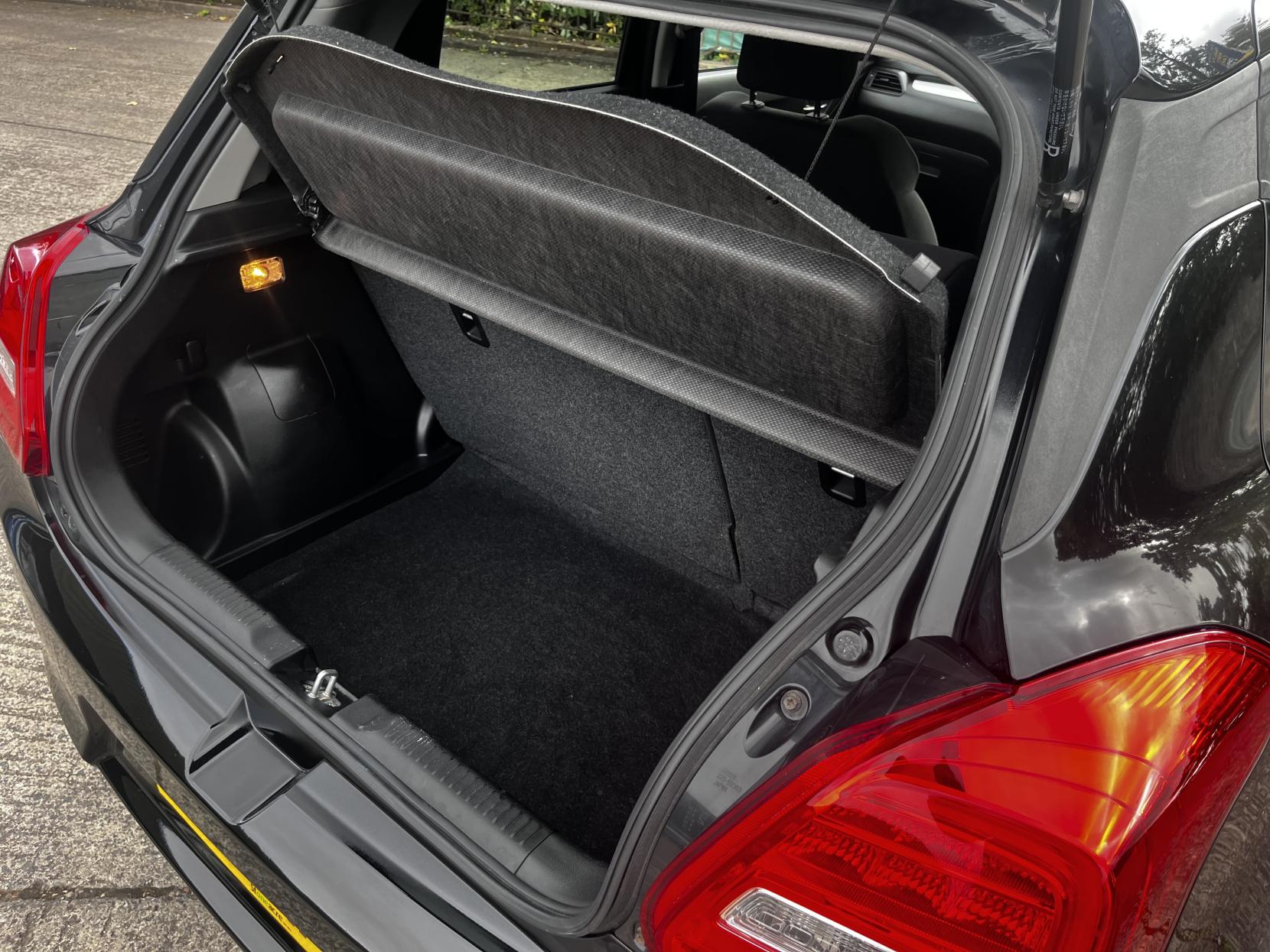 Suzuki Swift 1.2 Dualjet MHEV SZ5 Hatchback 5dr Petrol Hybrid Manual ALLGRIP Euro 6 (s/s) (90 ps)