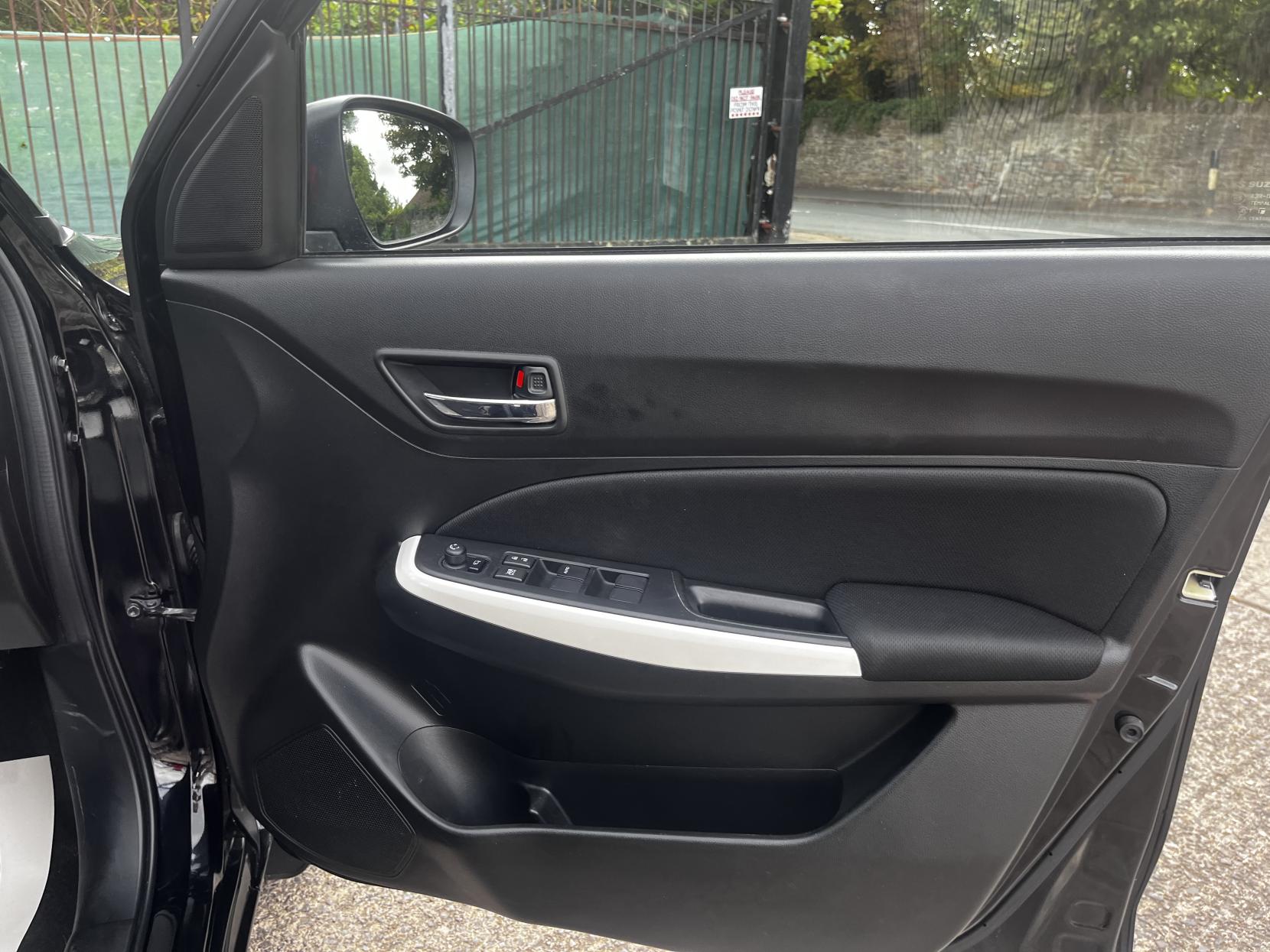 Suzuki Swift 1.2 Dualjet MHEV SZ5 Hatchback 5dr Petrol Hybrid Manual ALLGRIP Euro 6 (s/s) (90 ps)
