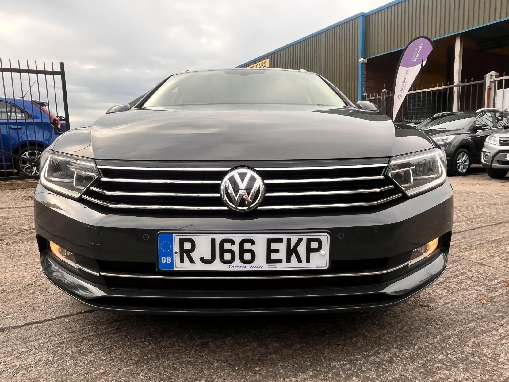 Volkswagen Passat 1.6 TDI BlueMotion Tech SE Business Estate 5dr Diesel DSG Euro 6 (s/s) (120 ps)