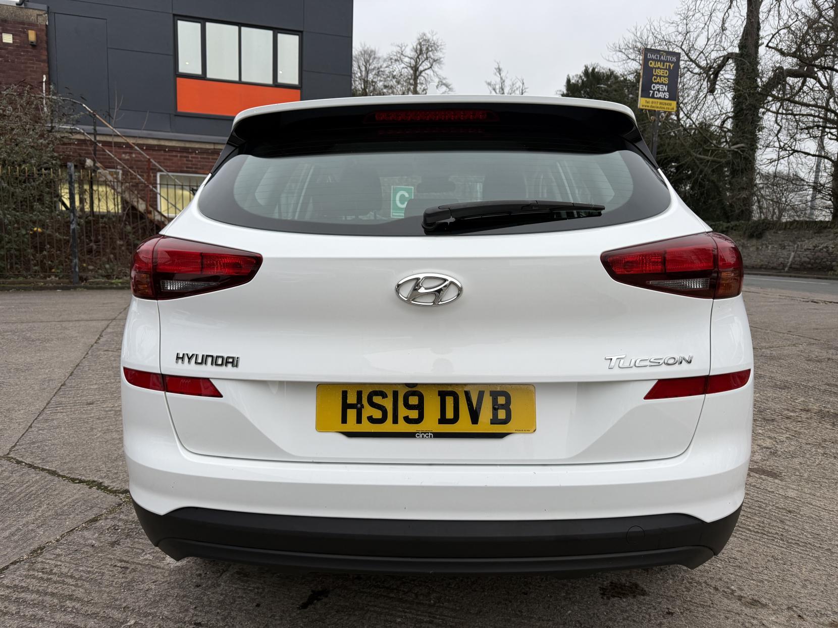 Hyundai TUCSON 1.6 GDi S Connect SUV 5dr Petrol Manual Euro 6 (s/s) (132 ps)