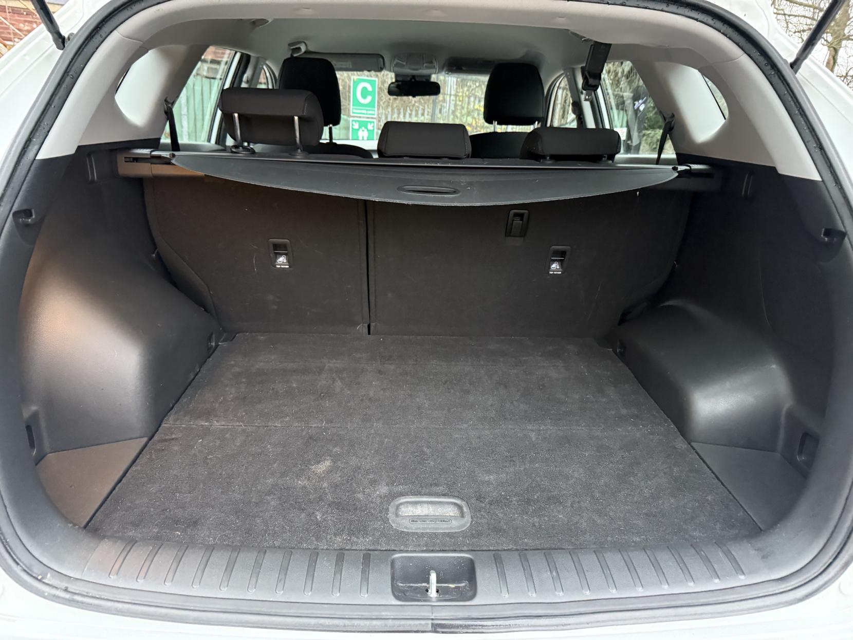 Hyundai TUCSON 1.6 GDi S Connect SUV 5dr Petrol Manual Euro 6 (s/s) (132 ps)