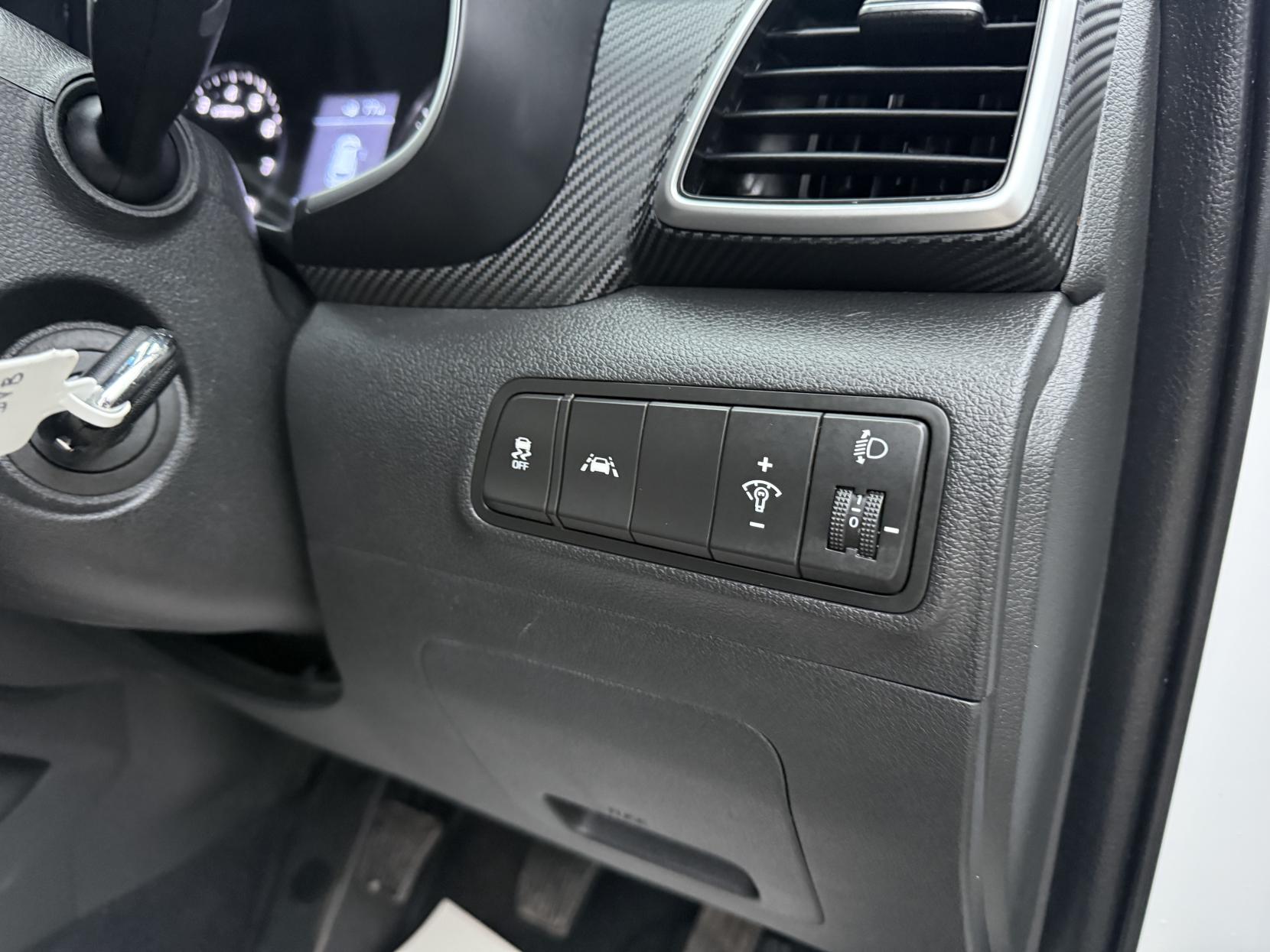 Hyundai TUCSON 1.6 GDi S Connect SUV 5dr Petrol Manual Euro 6 (s/s) (132 ps)