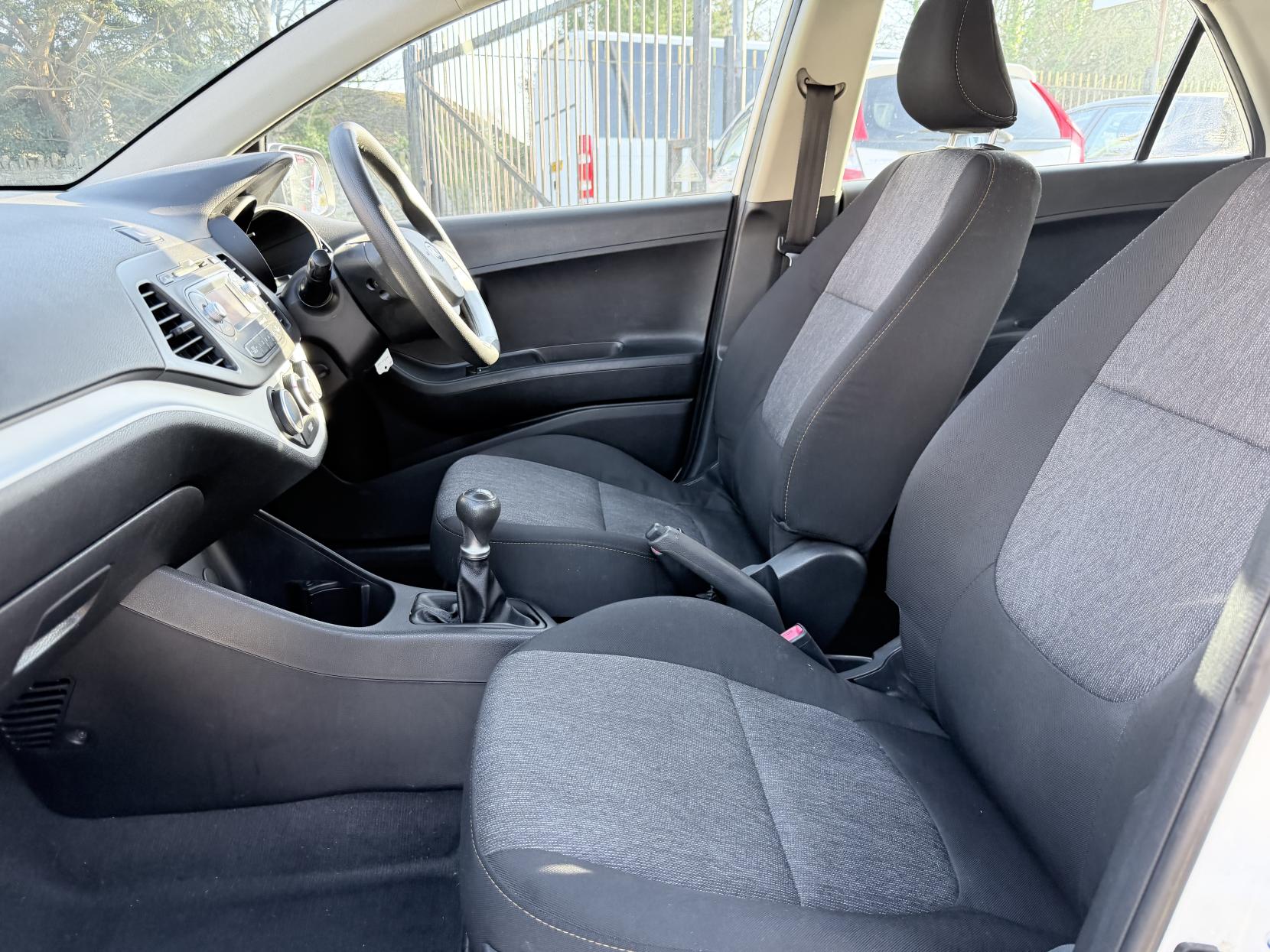 Kia Picanto 1.0 1 Hatchback 5dr Petrol Manual Euro 5 (68 bhp)