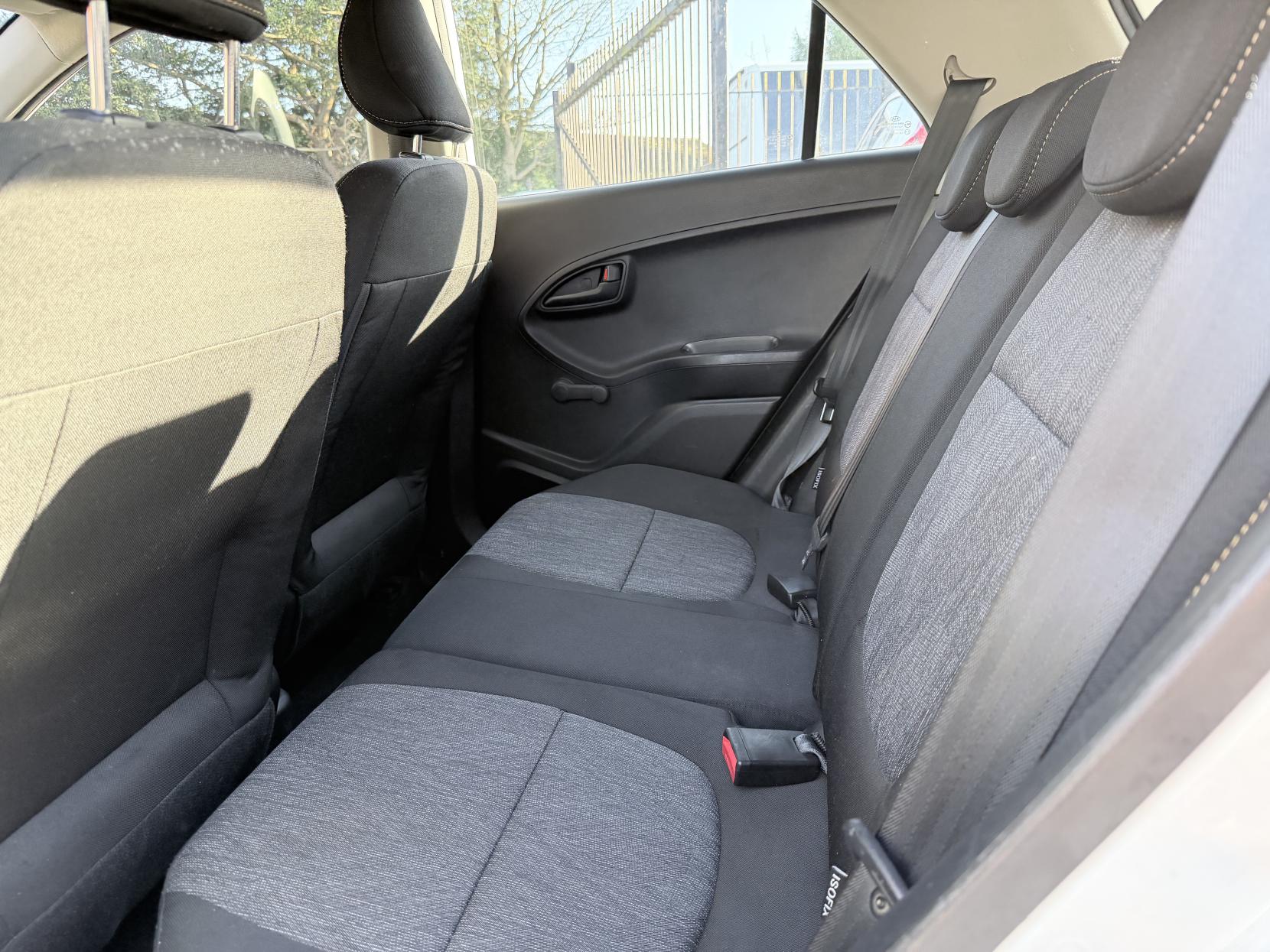 Kia Picanto 1.0 1 Hatchback 5dr Petrol Manual Euro 5 (68 bhp)