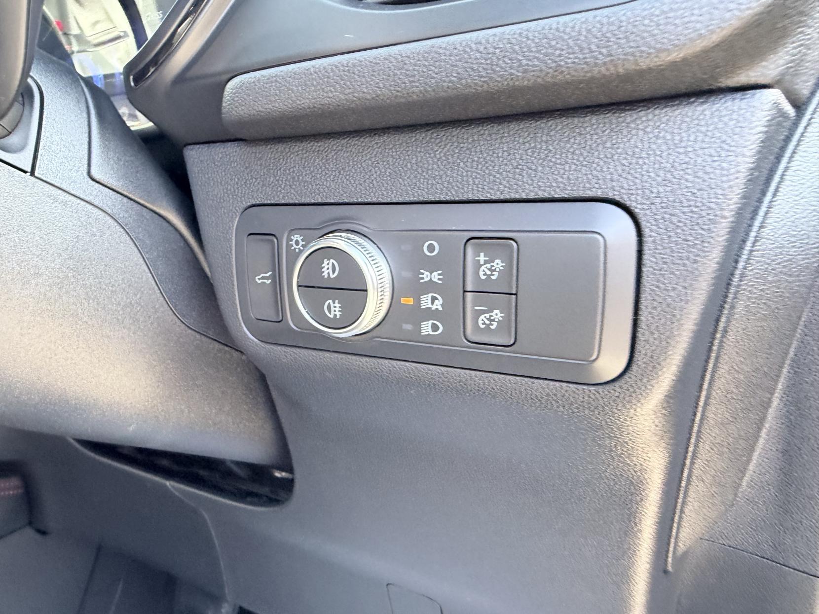 Ford Kuga 1.5 EcoBlue ST-Line First Edition SUV 5dr Diesel Auto Euro 6 (s/s) (120 ps)