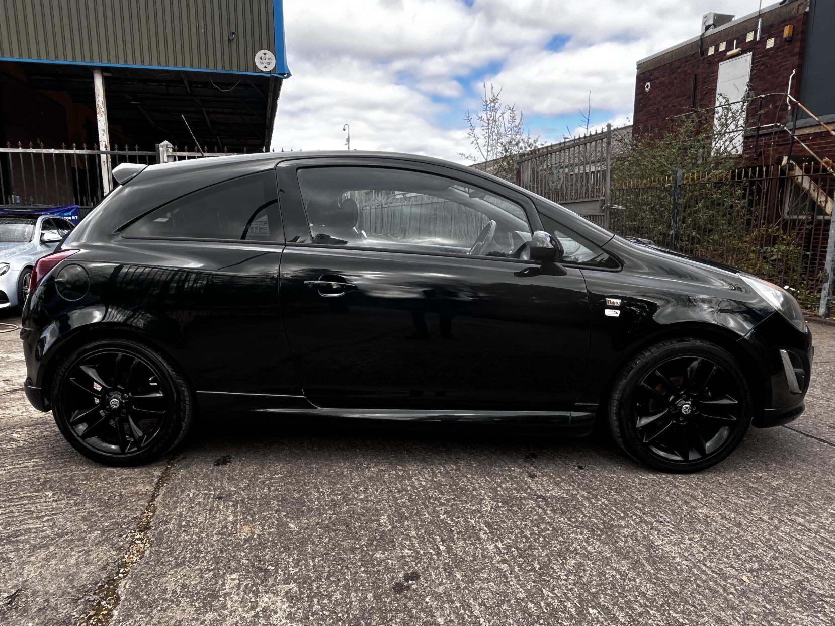 Vauxhall Corsa 1.2 16V Limited Edition Hatchback 3dr Petrol Manual Euro 5 (85 ps)