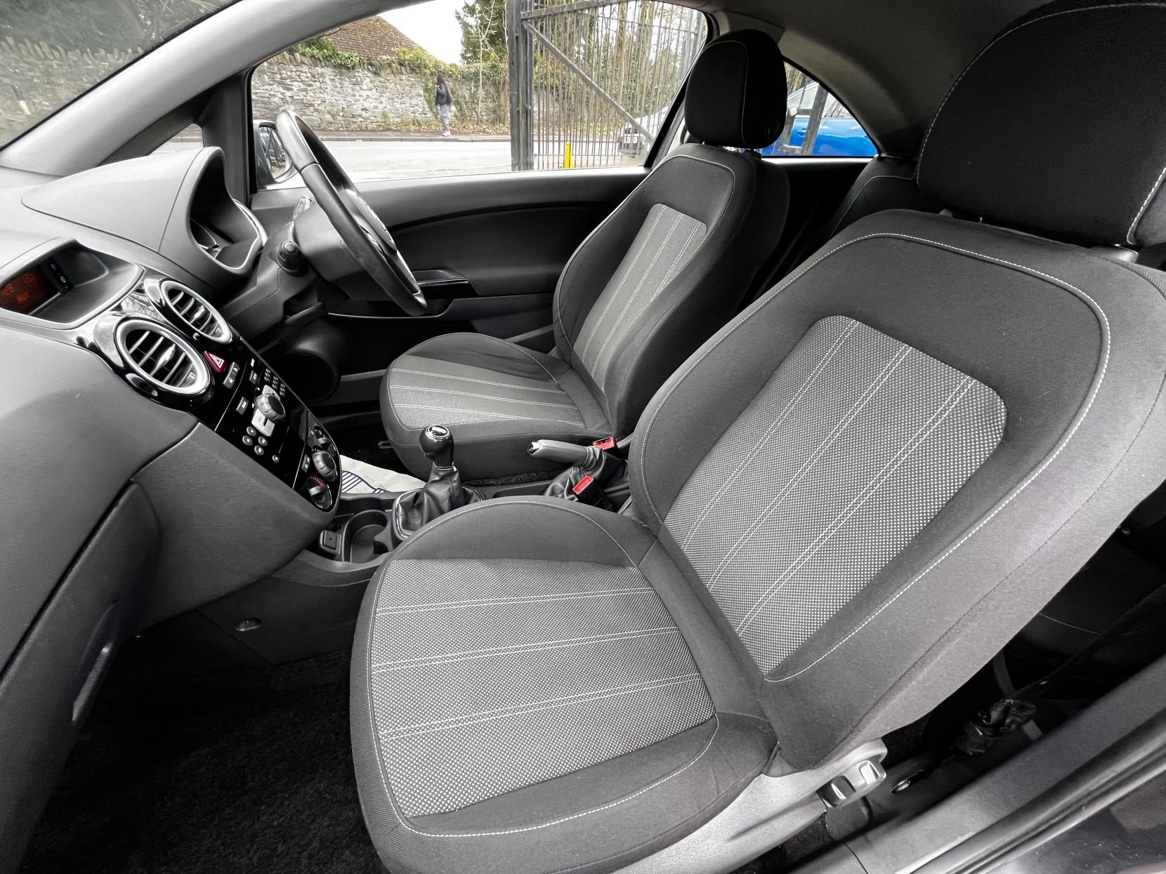 Vauxhall Corsa 1.2 16V Limited Edition Hatchback 3dr Petrol Manual Euro 5 (85 ps)