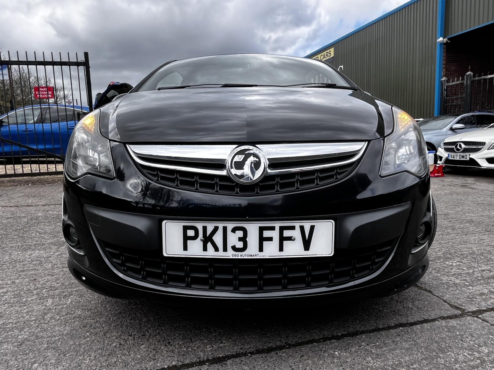 Vauxhall Corsa 1.2 16V Limited Edition Hatchback 3dr Petrol Manual Euro 5 (85 ps)