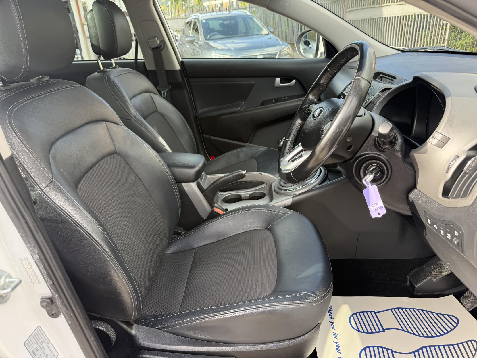 Kia Sportage 1.6 GDi EcoDynamics 2 SUV 5dr Petrol Manual 2WD Euro 5 (s/s) (133 bhp)