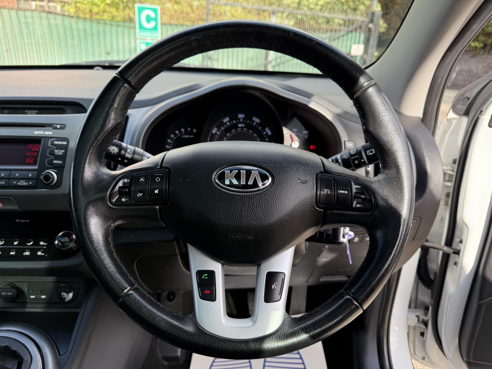 Kia Sportage 1.6 GDi EcoDynamics 2 SUV 5dr Petrol Manual 2WD Euro 5 (s/s) (133 bhp)