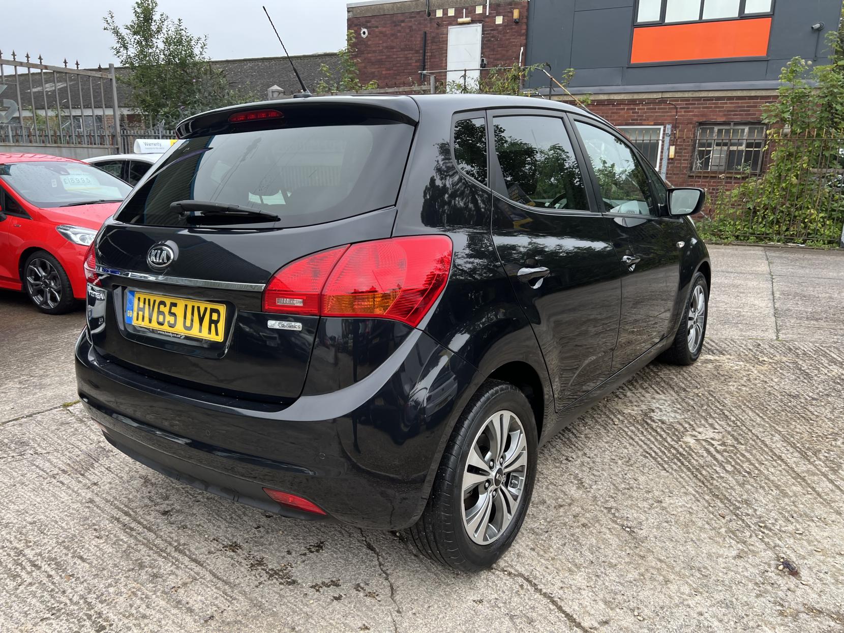 Kia Venga 1.4 SR7 MPV 5dr Petrol Manual Euro 6 (s/s) (89 bhp)